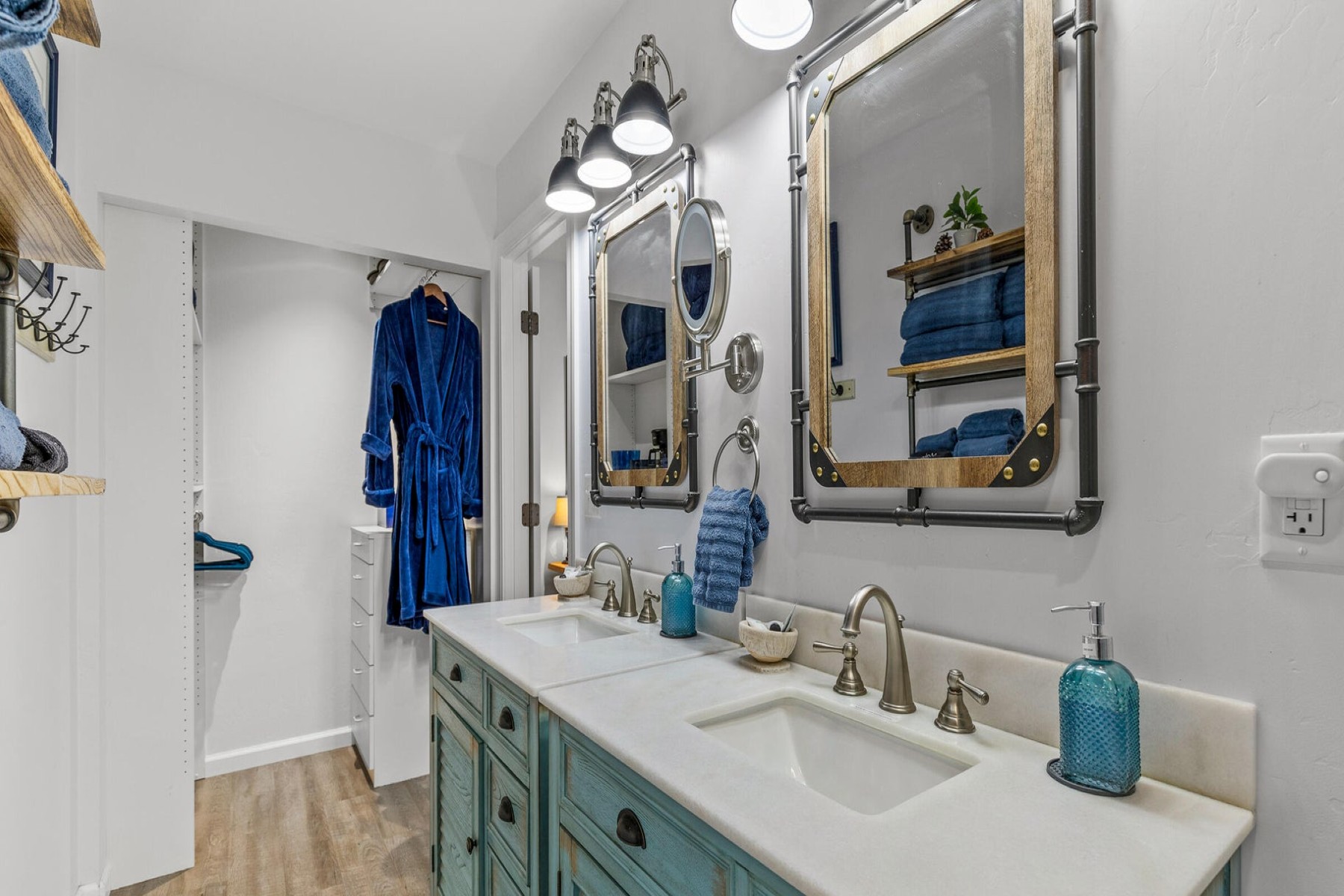  303 W Juniper Avenue  Flagstaff, AZ - 物件實景