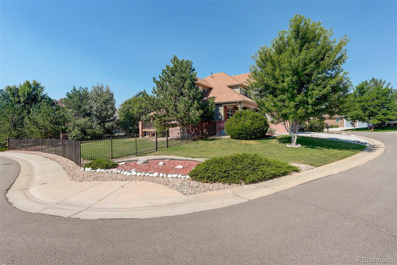 Aurora, Colorado, 80016, United States, 4 Bedrooms Bedrooms, ,4 BathroomsBathrooms,Residential,For Sale,1918774