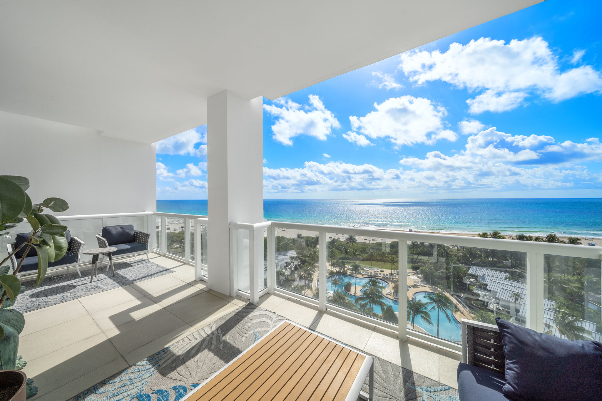  50 S Pointe Dr, Miami Beach, FL, 33139 - 物件實景