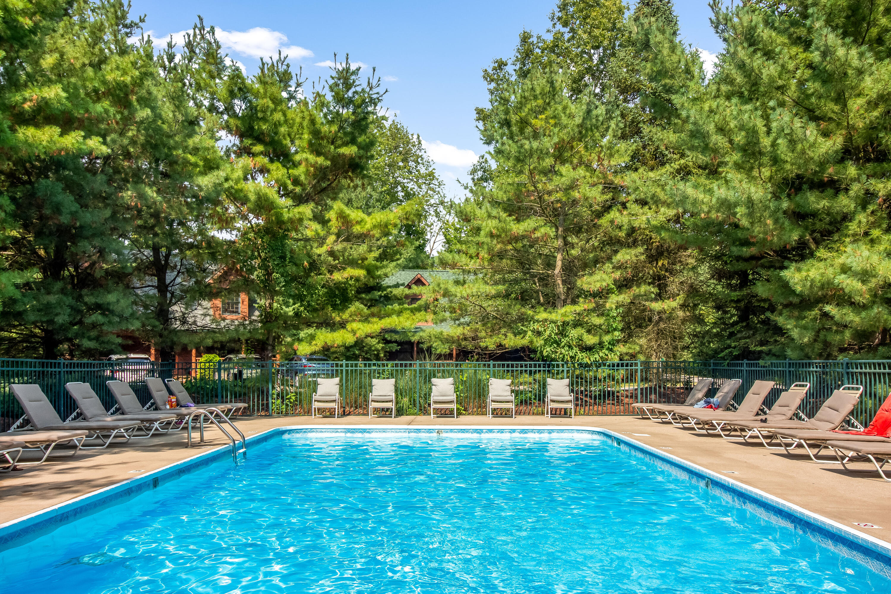 Saugatuck, Michigan, 49453, United States, 3 Bedrooms Bedrooms, ,3 BathroomsBathrooms,Residential,For Sale,1981176