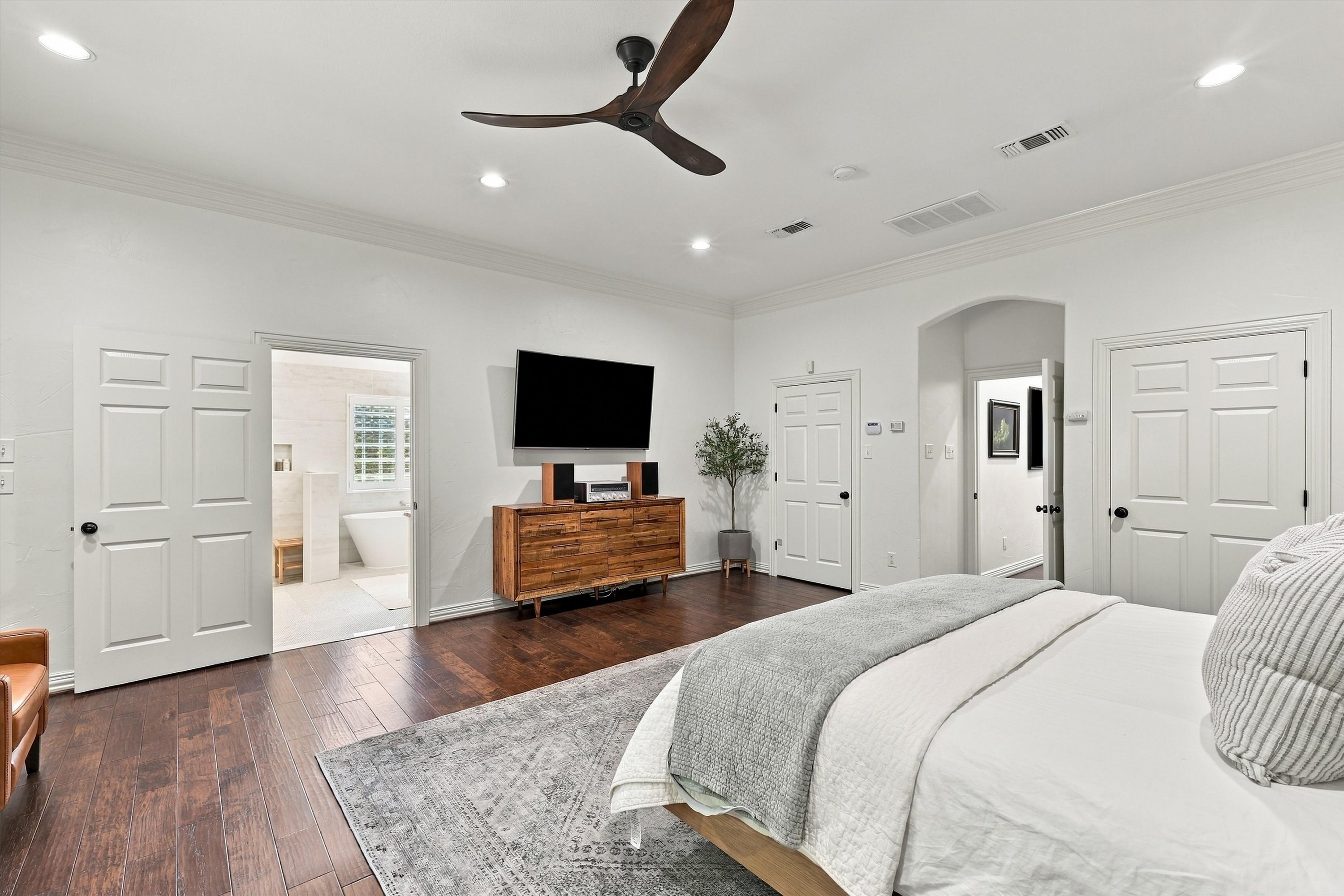 Timeless Character, Contemporary Style in Mansfield - 物件實景