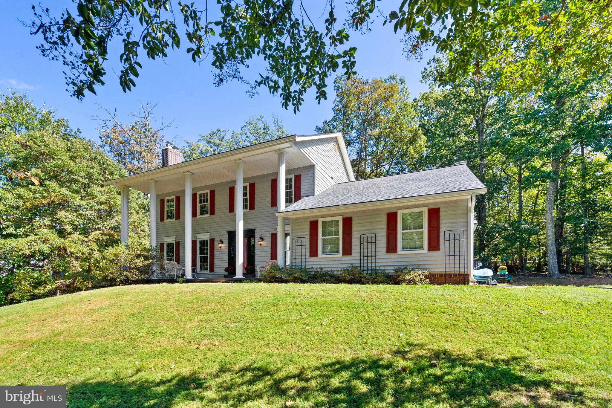 Warrenton, Virginia, 20187, United States, 4 Bedrooms Bedrooms, ,4 BathroomsBathrooms,Residential,For Sale,1976387