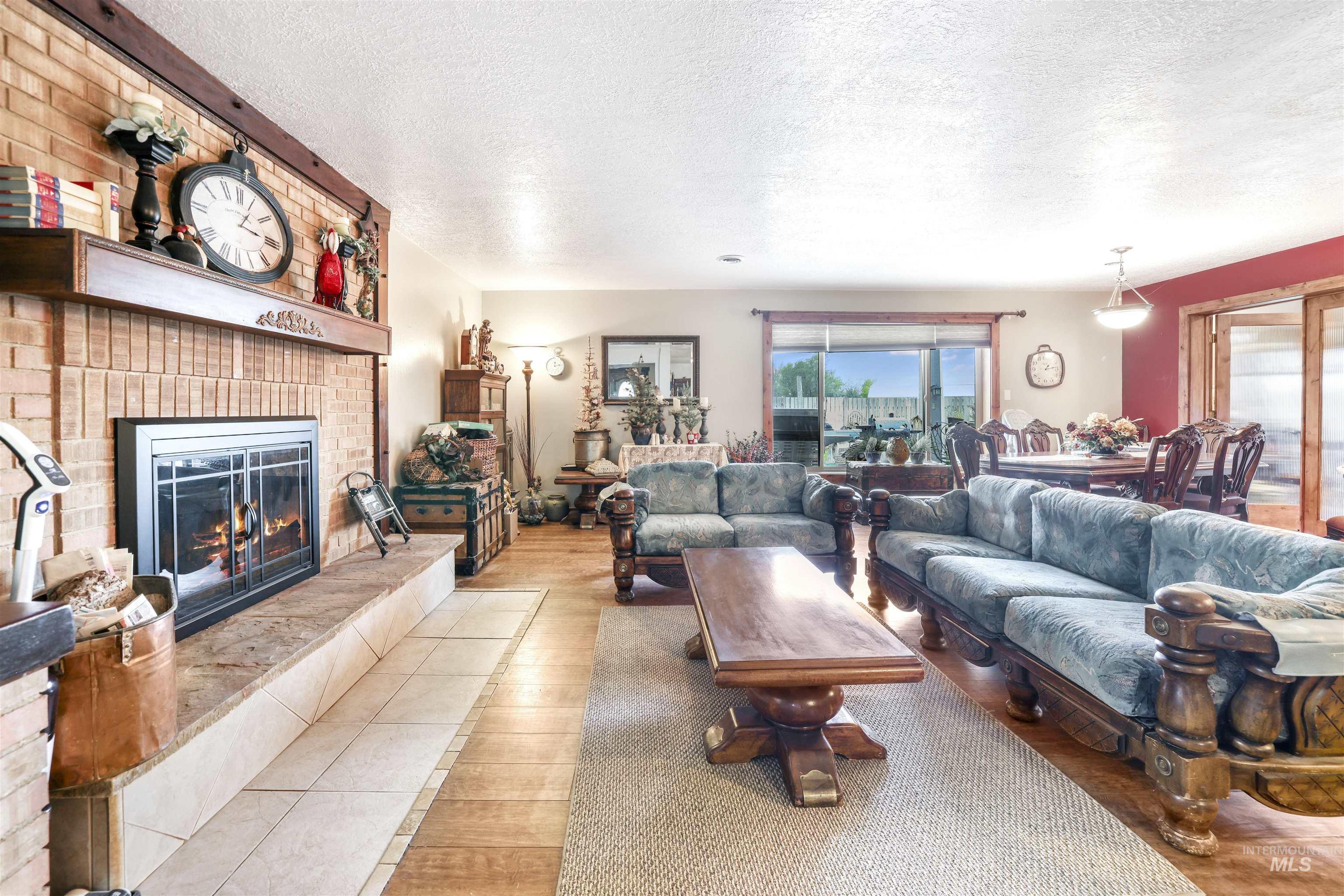 Twin Falls, Idaho, 83301, United States, 3 Bedrooms Bedrooms, ,2 BathroomsBathrooms,Residential,For Sale,1932611