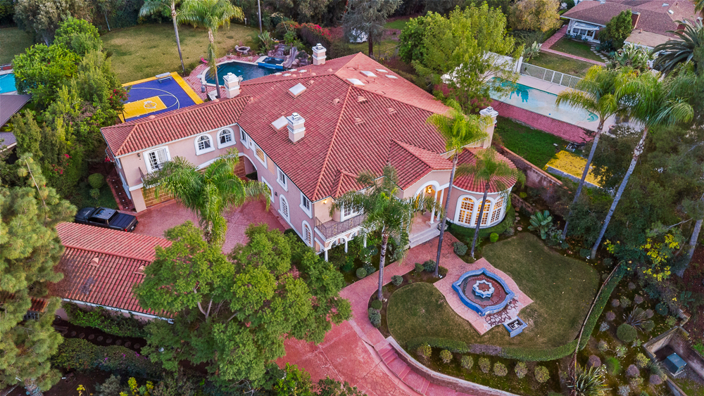 Whittier, California, 90605, United States, 9 Bedrooms Bedrooms, ,6 BathroomsBathrooms,Residential,For Sale,1994217