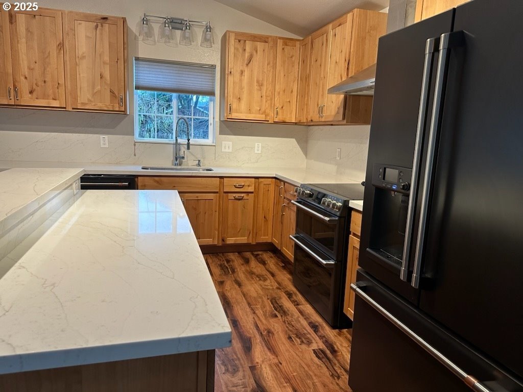 Brookings, Oregon, 97415, United States, 3 Bedrooms Bedrooms, ,2 BathroomsBathrooms,Residential,For Sale,1935920