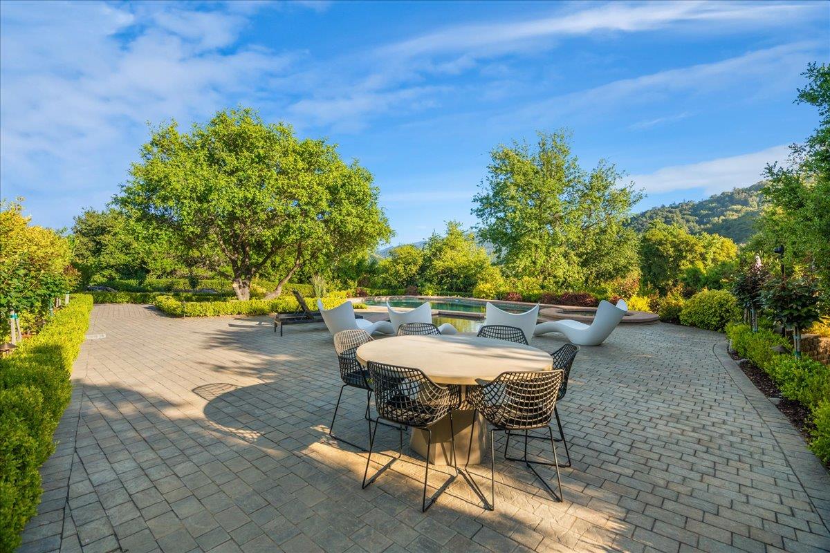 Saratoga, California, 95070, United States, 6 Bedrooms Bedrooms, ,11 BathroomsBathrooms,Residential,For Sale,1971416