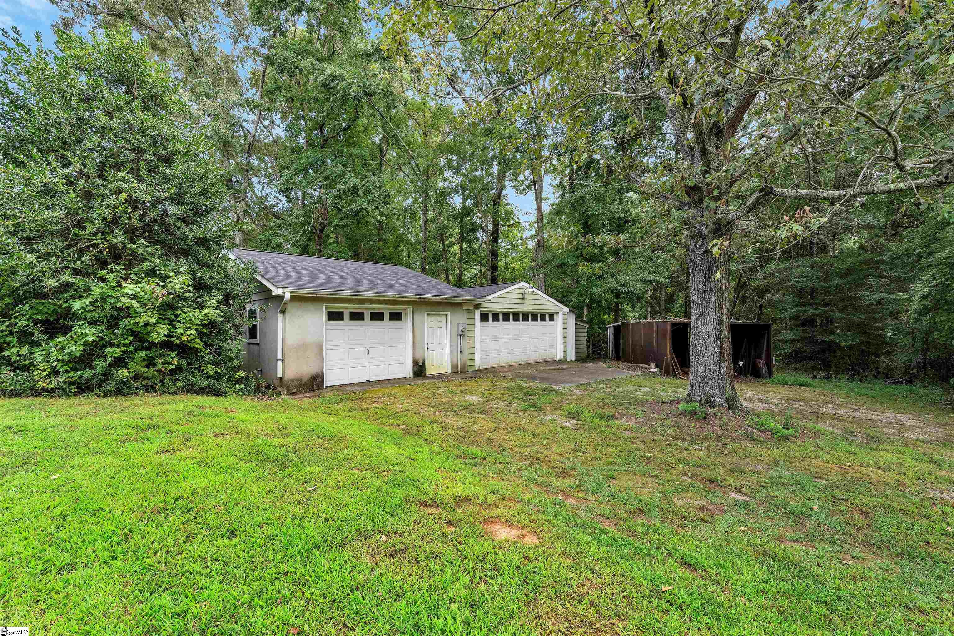 Fountain Inn, South Carolina, 29644, United States, 5 Bedrooms Bedrooms, ,4 BathroomsBathrooms,Residential,For Sale,1938942