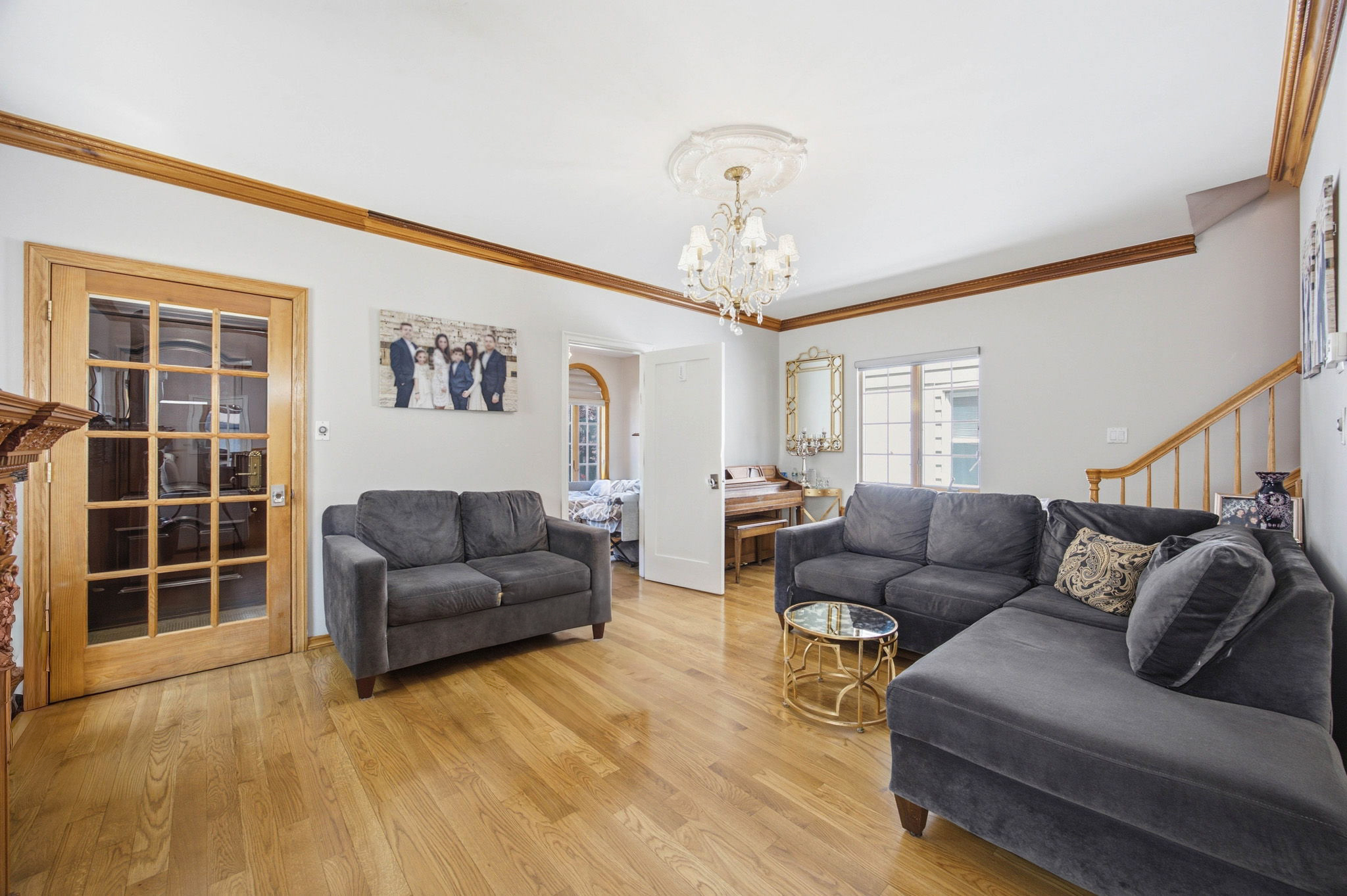 1739 E 26th Street - 物件實景