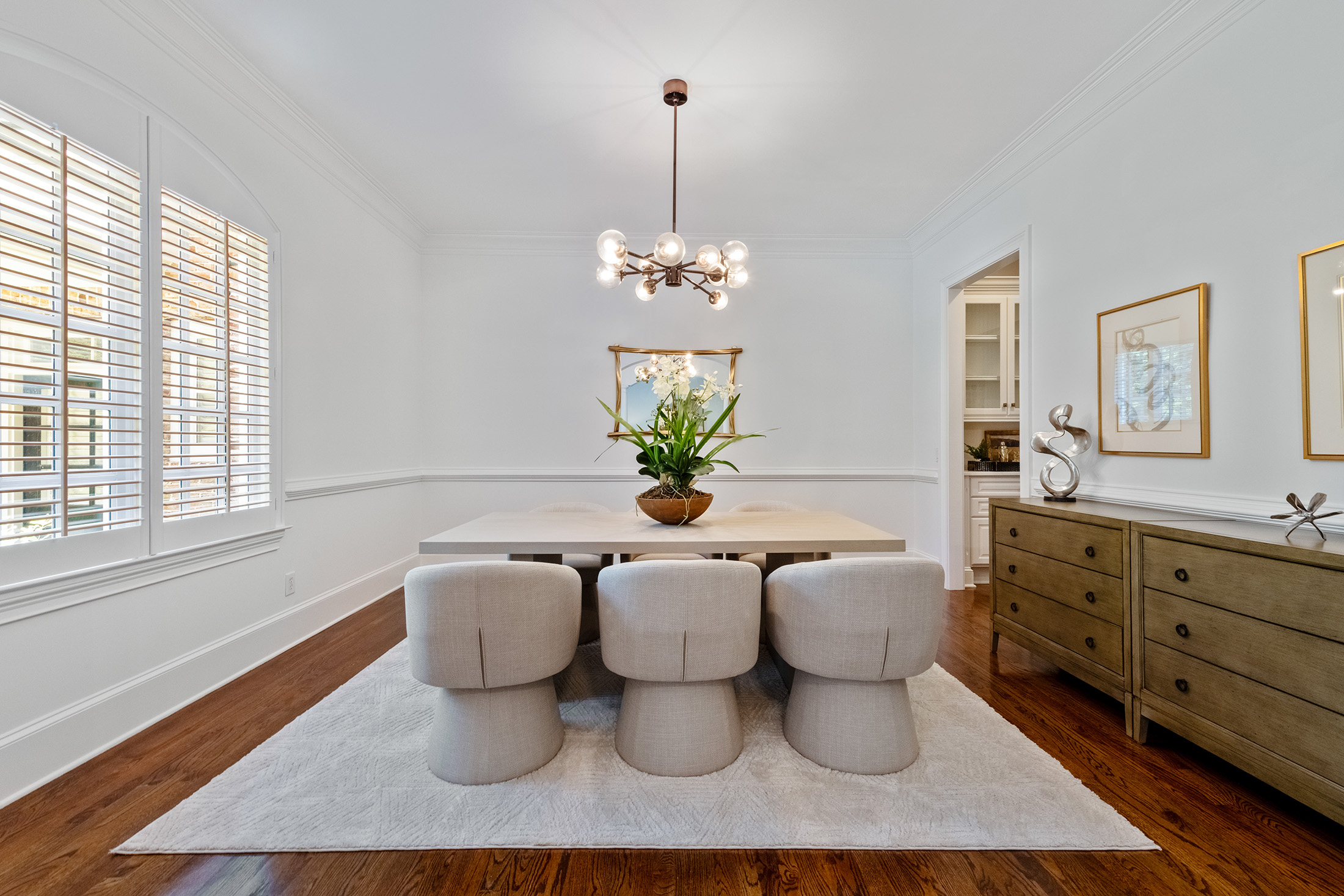  Magnificent Gated Vinings Estate Blends Elegance, Comfort and Lifestyle - 物件實景