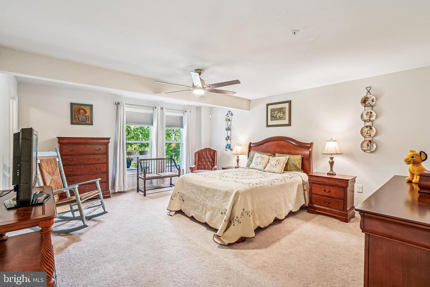 FREDERICKSBURG, Virginia, 22406, United States, 4 Bedrooms Bedrooms, ,4 BathroomsBathrooms,Residential,For Sale,1988261