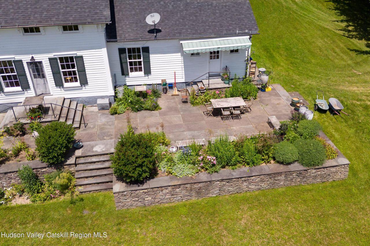 Bovina, New York, 13740, United States, 4 Bedrooms Bedrooms, ,2 BathroomsBathrooms,Residential,For Sale,1826483