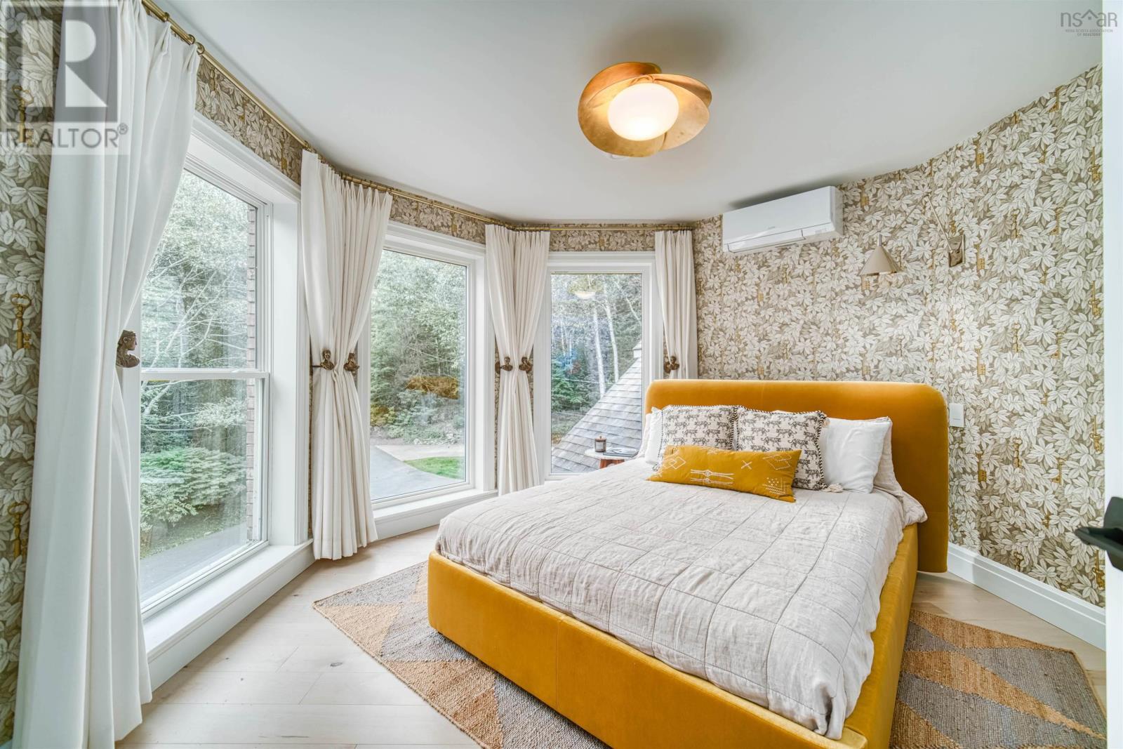 FALL RIVER, Nova Scotia, B2T 1A4, CA, 5 Bedrooms Bedrooms, ,3 BathroomsBathrooms,Residential,For Sale,1838498