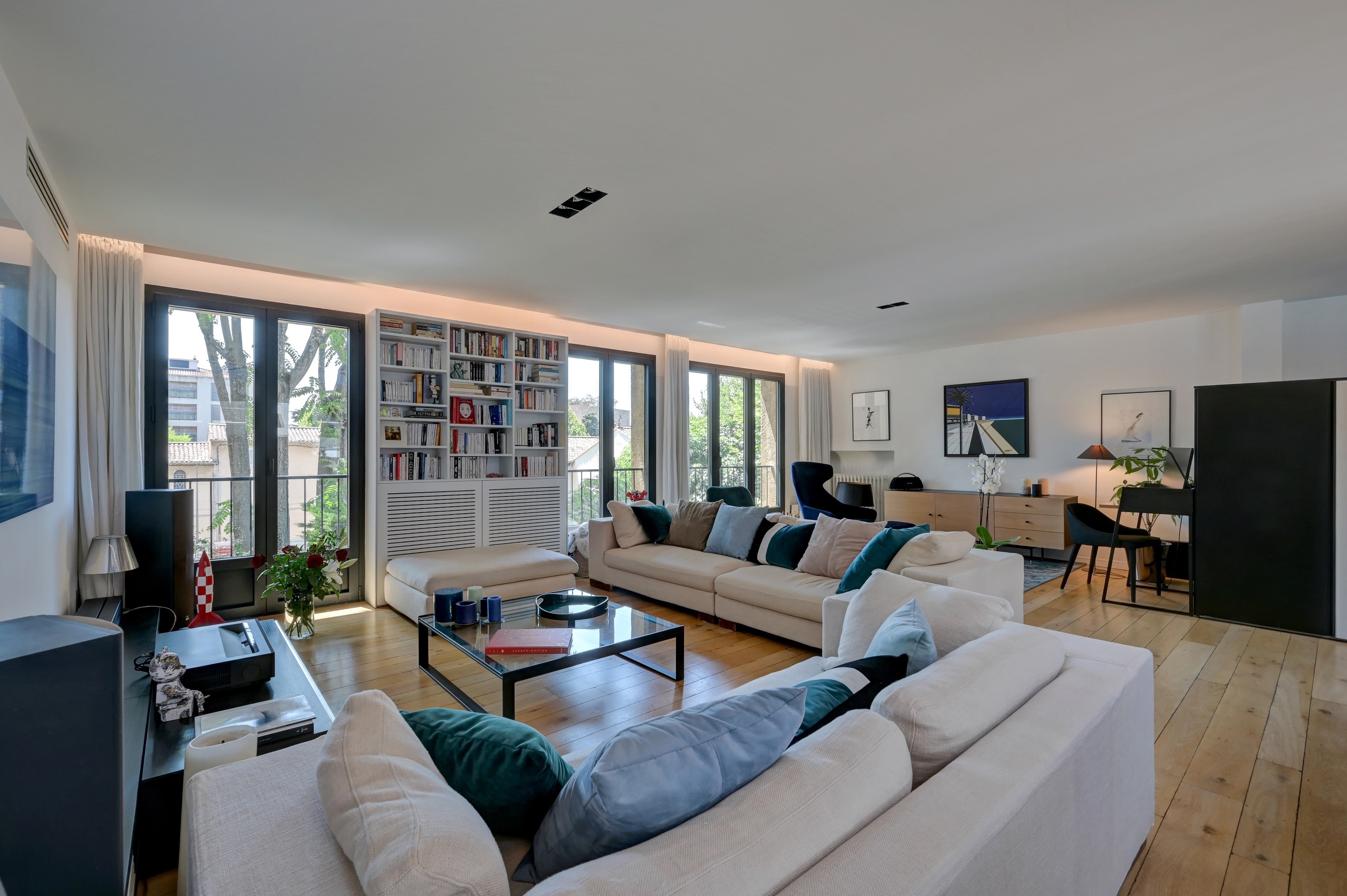  Contemporary Town House with Rooftop Terrace – Aix Center - 物件實景