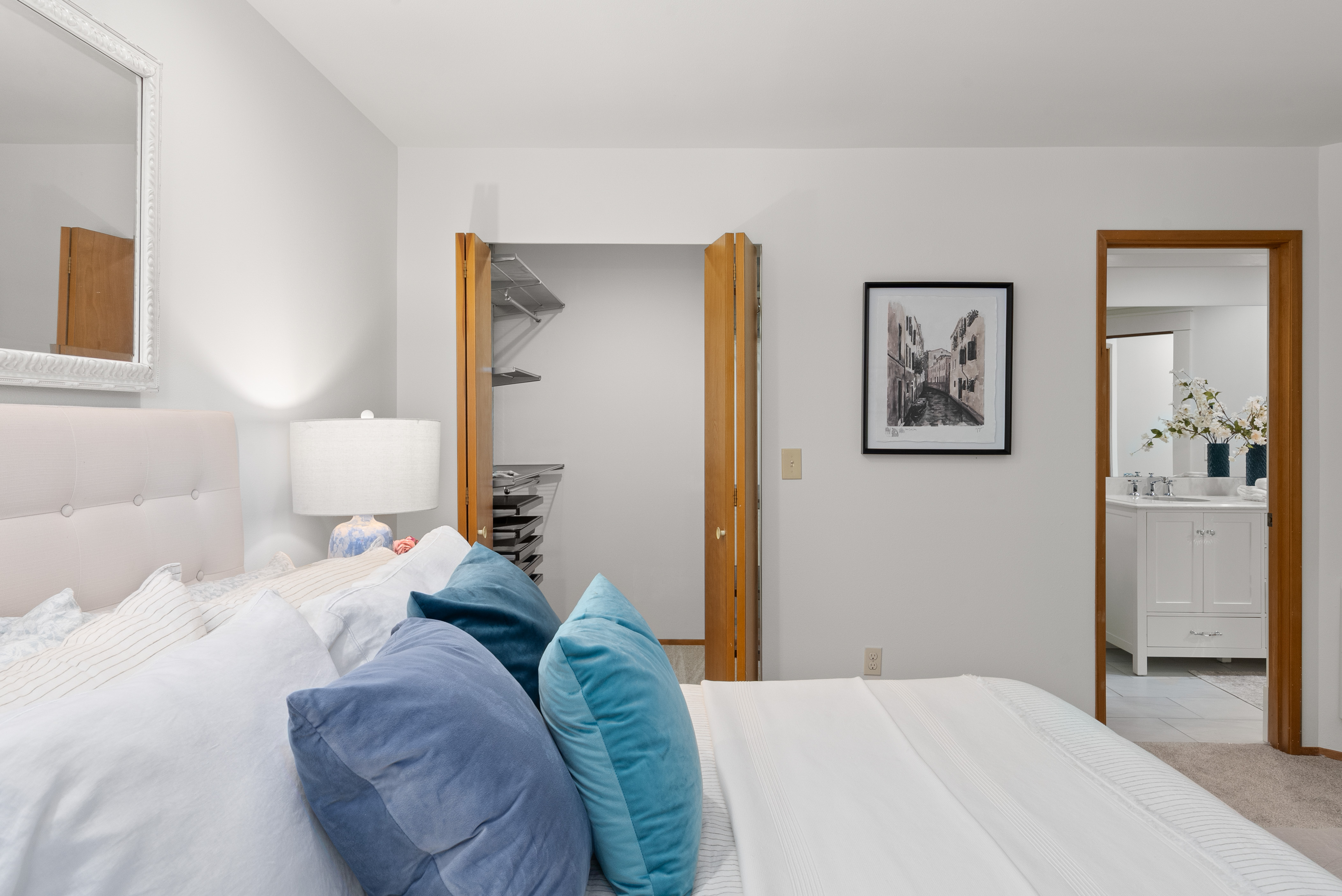  10109 NE Knight Rd, Bainbridge Island, WA 98110 - 物件實景