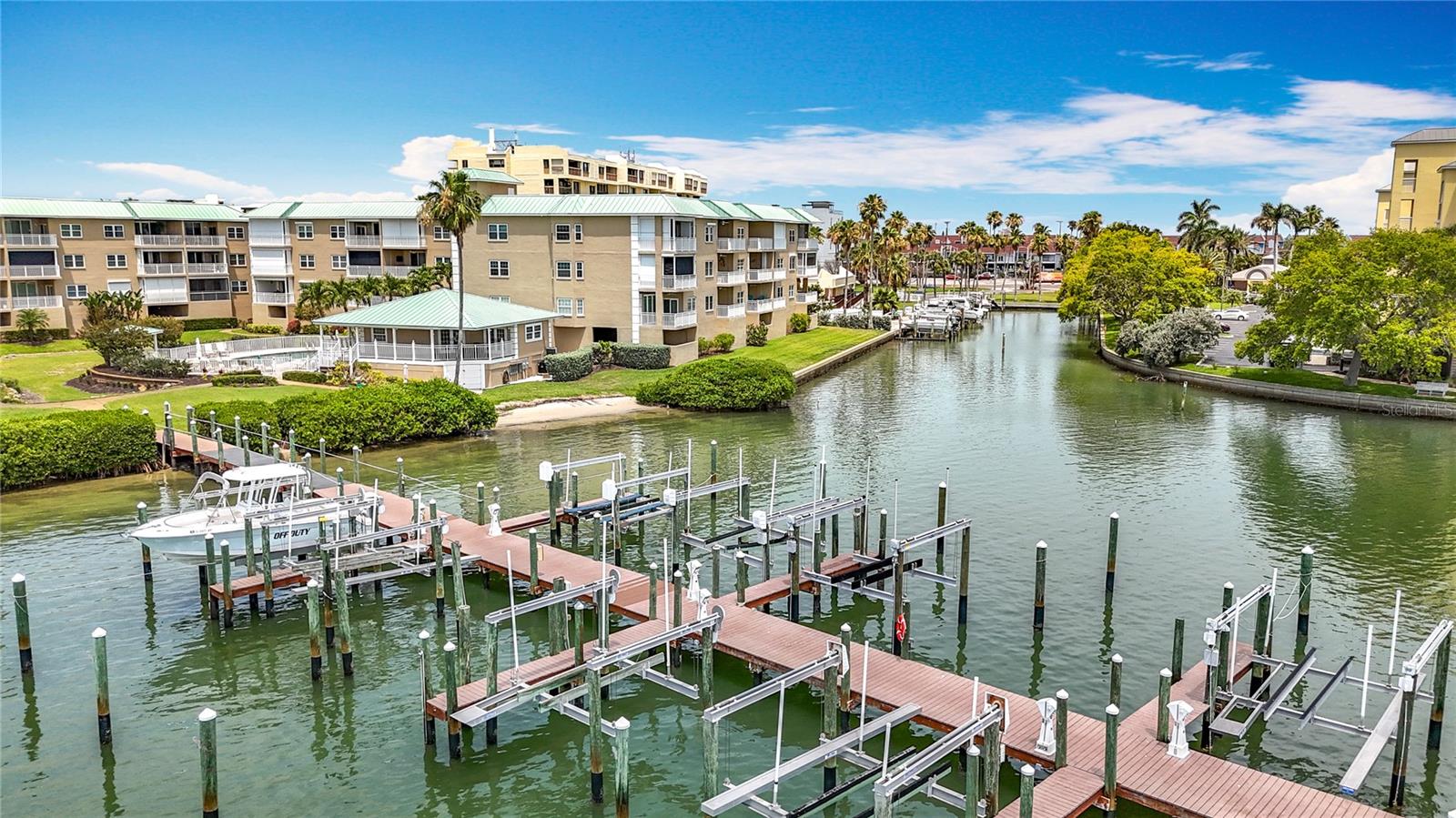 Madeira Beach, Florida, 33708, United States, 2 Bedrooms Bedrooms, ,2 BathroomsBathrooms,Residential,For Sale,1981210