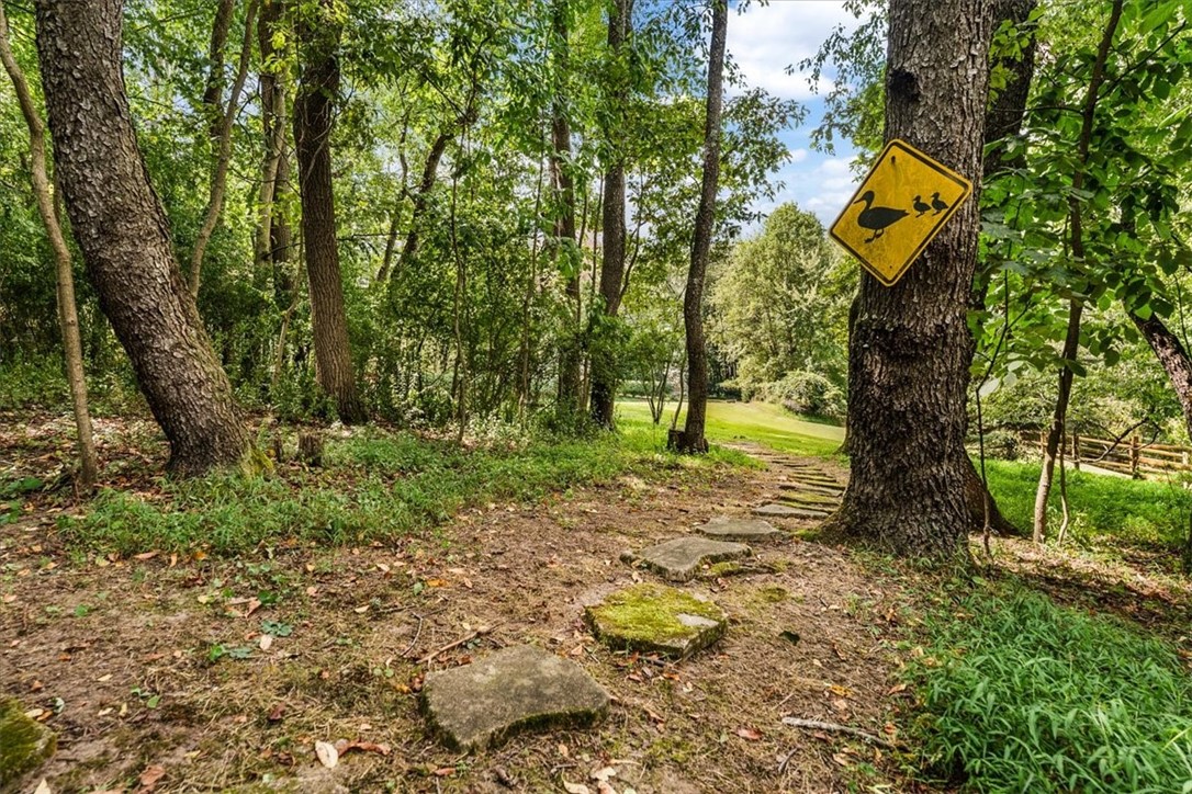 Marshall, Pennsylvania, 15090, United States, 4 Bedrooms Bedrooms, ,5 BathroomsBathrooms,Residential,For Sale,1989478