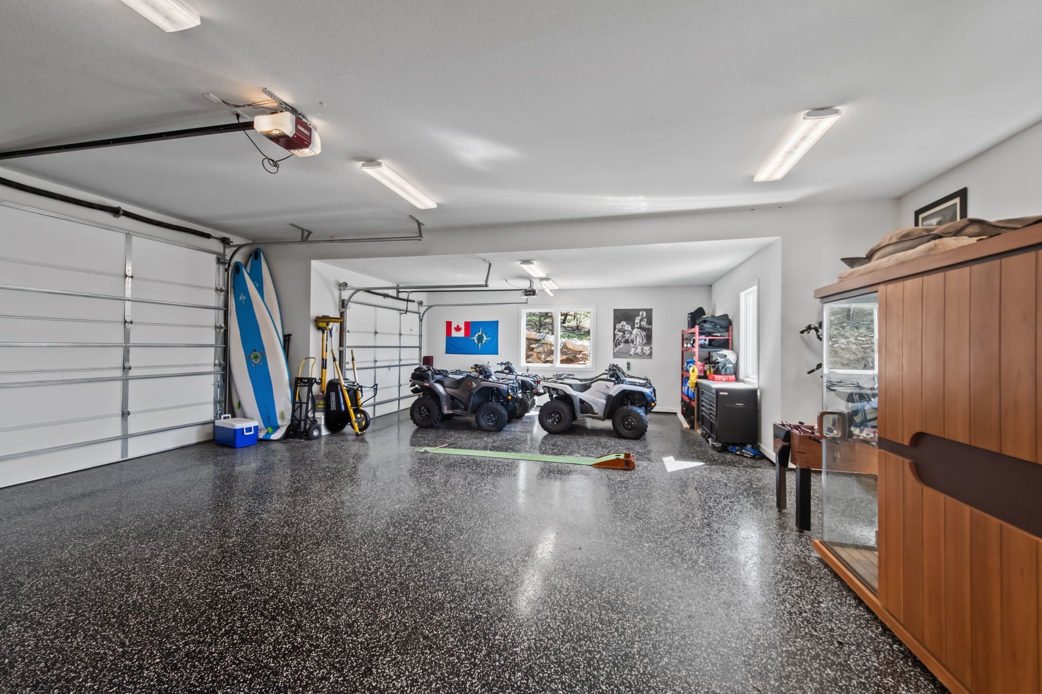 Graford, Texas, 76449, United States, 5 Bedrooms Bedrooms, ,7 BathroomsBathrooms,Residential,For Sale,1987325