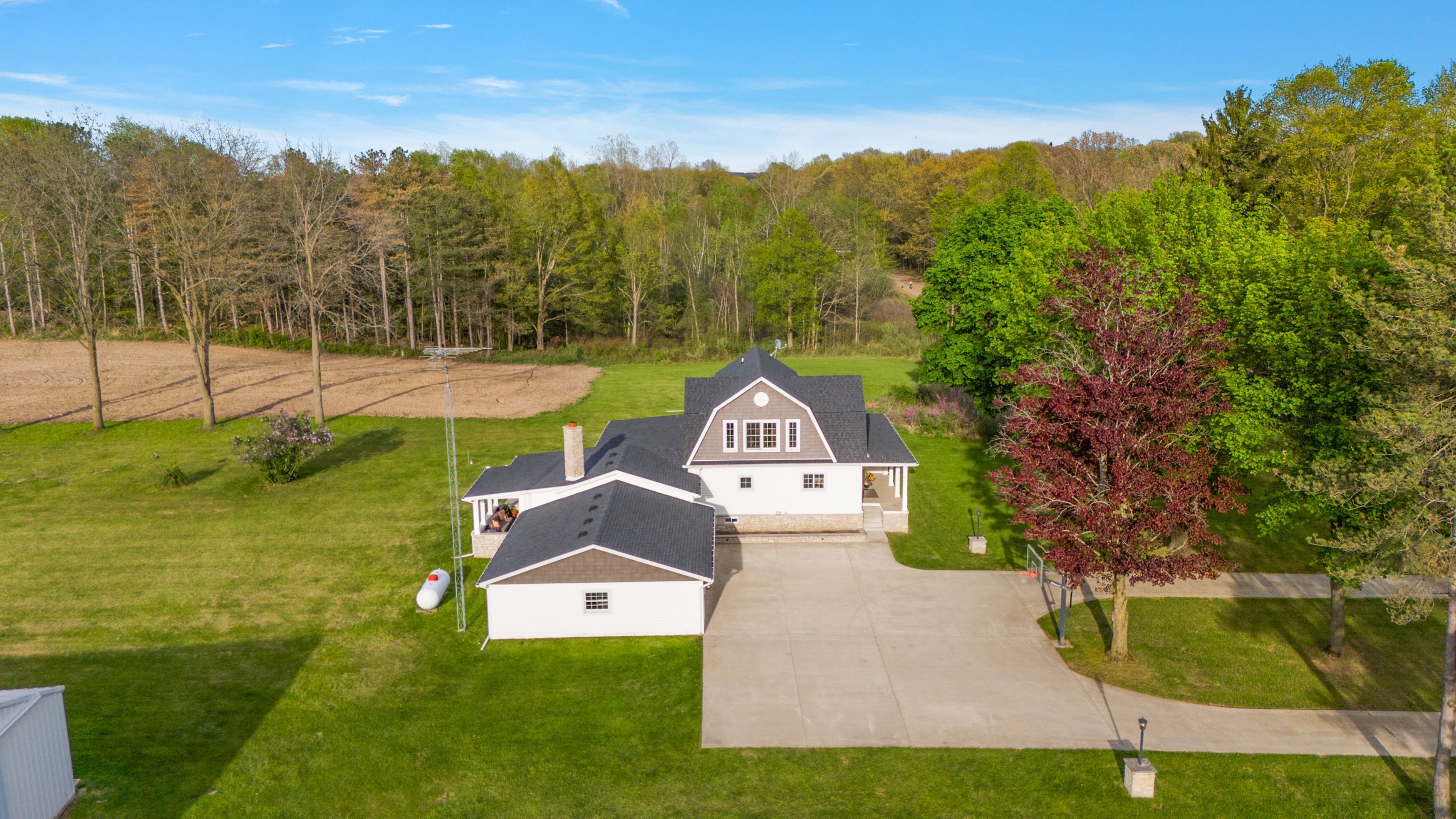 Lapeer, Michigan, 48446, United States, 3 Bedrooms Bedrooms, ,3 BathroomsBathrooms,Residential,For Sale,1807145