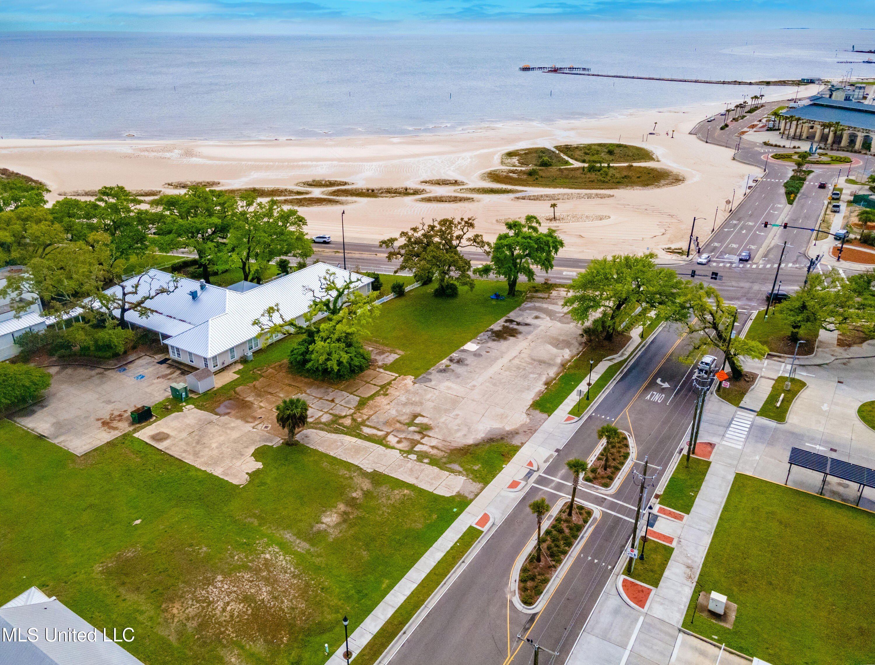 Gulfport, Mississippi, 39501, United States, ,Residential,For Sale,1930773