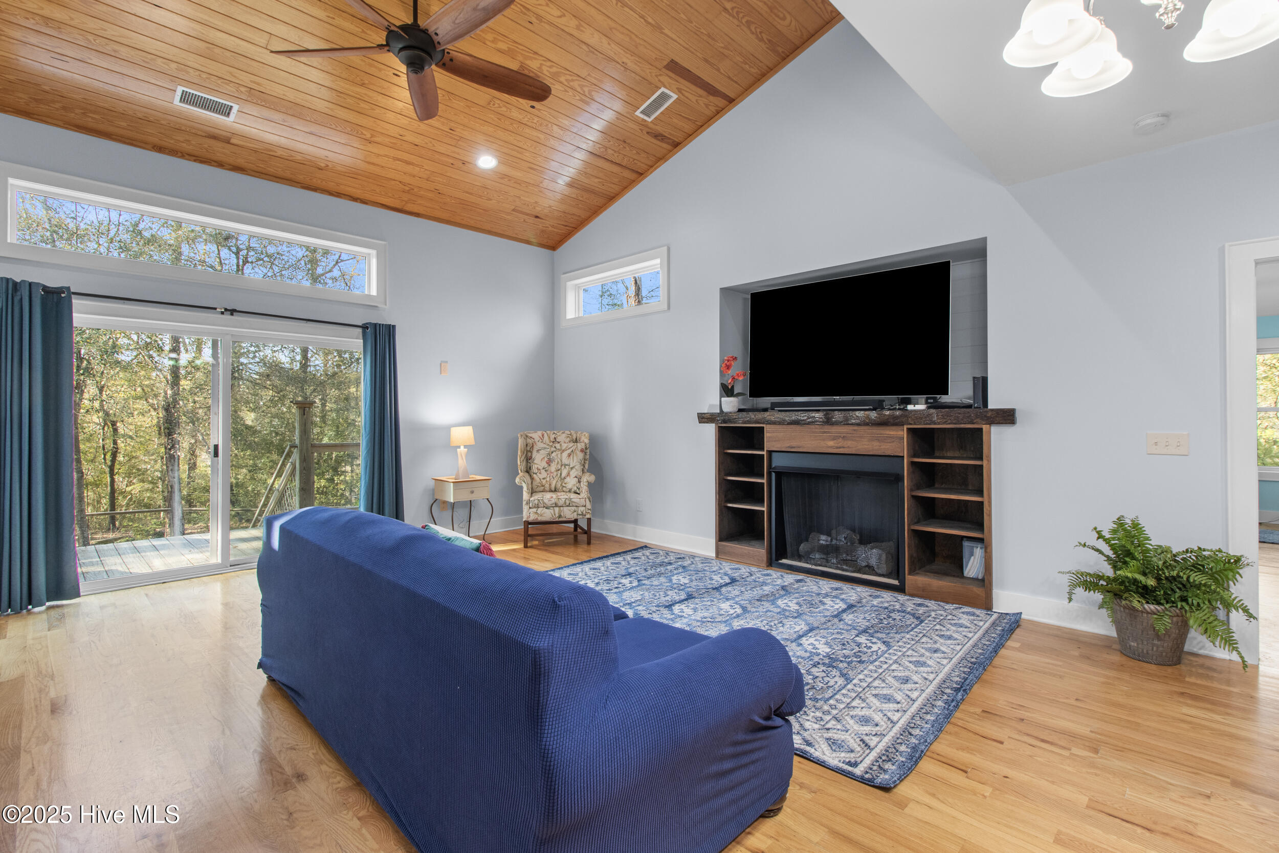 Wilmington, North Carolina, 28411, United States, 3 Bedrooms Bedrooms, ,3 BathroomsBathrooms,Residential,For Sale,1877023