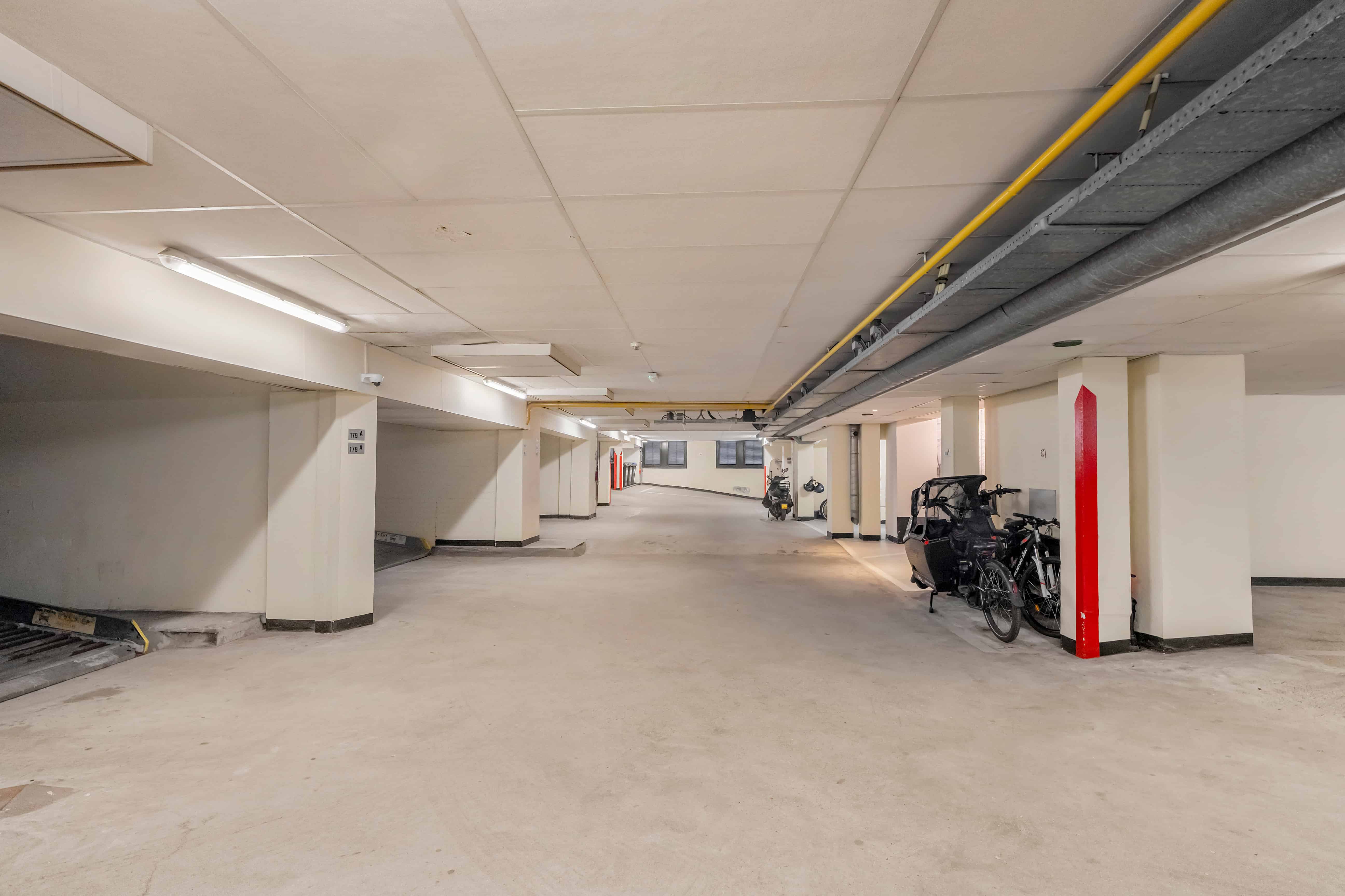  Exclusive Canal District Living with Wellness Facilities and a Private Terrace - 物件實景