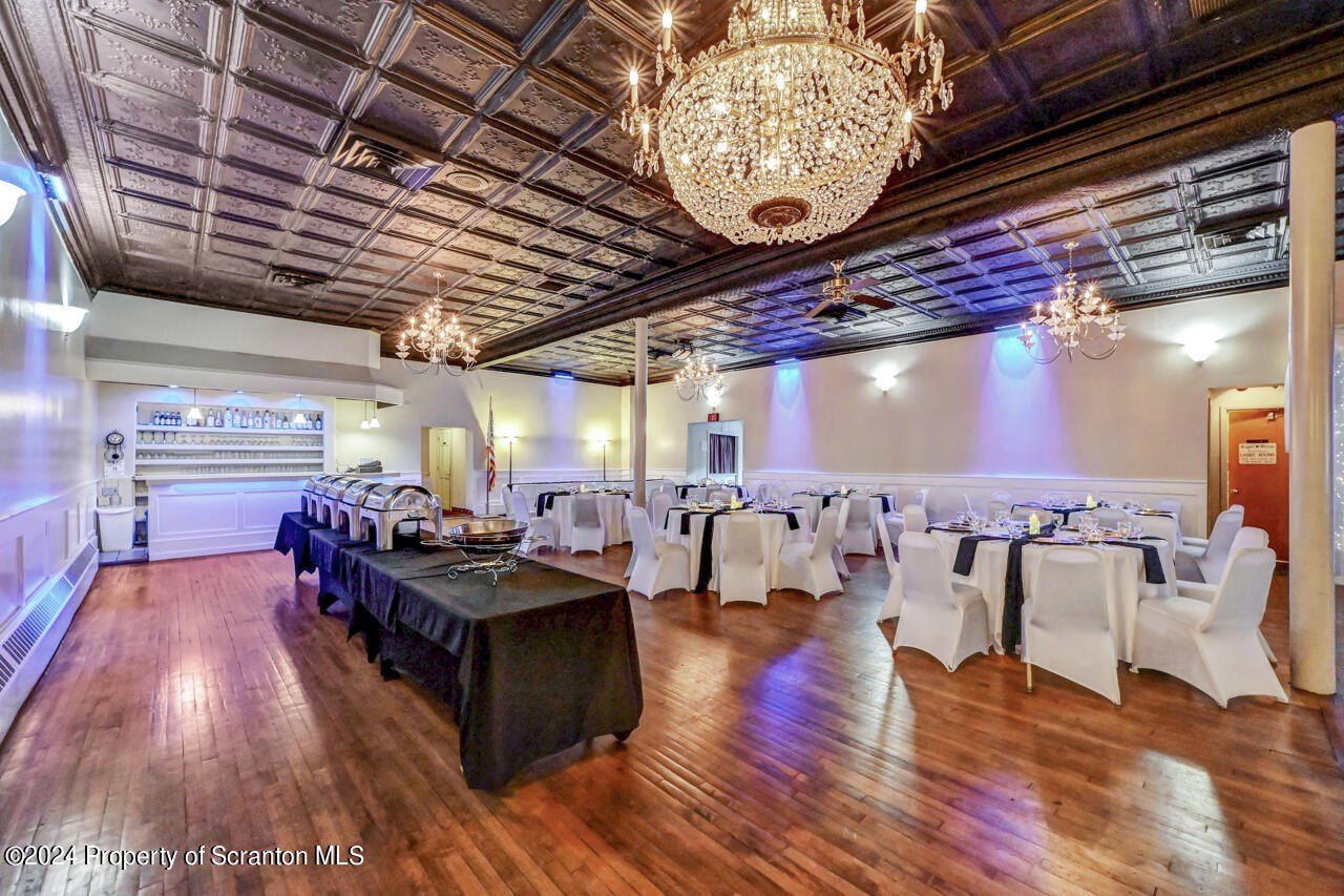 Olyphant, Pennsylvania, 18447, United States, ,Residential,For Sale,1996736