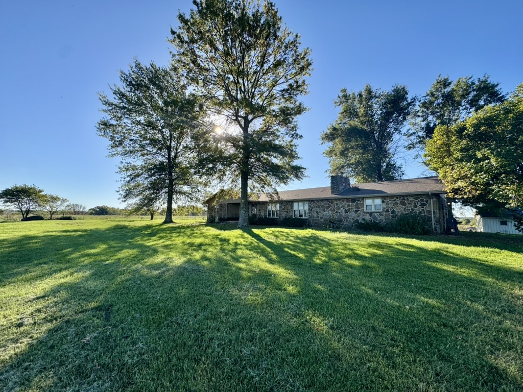 Pierce City, Missouri, 65723, United States, 2 Bedrooms Bedrooms, ,2 BathroomsBathrooms,Residential,For Sale,1987385