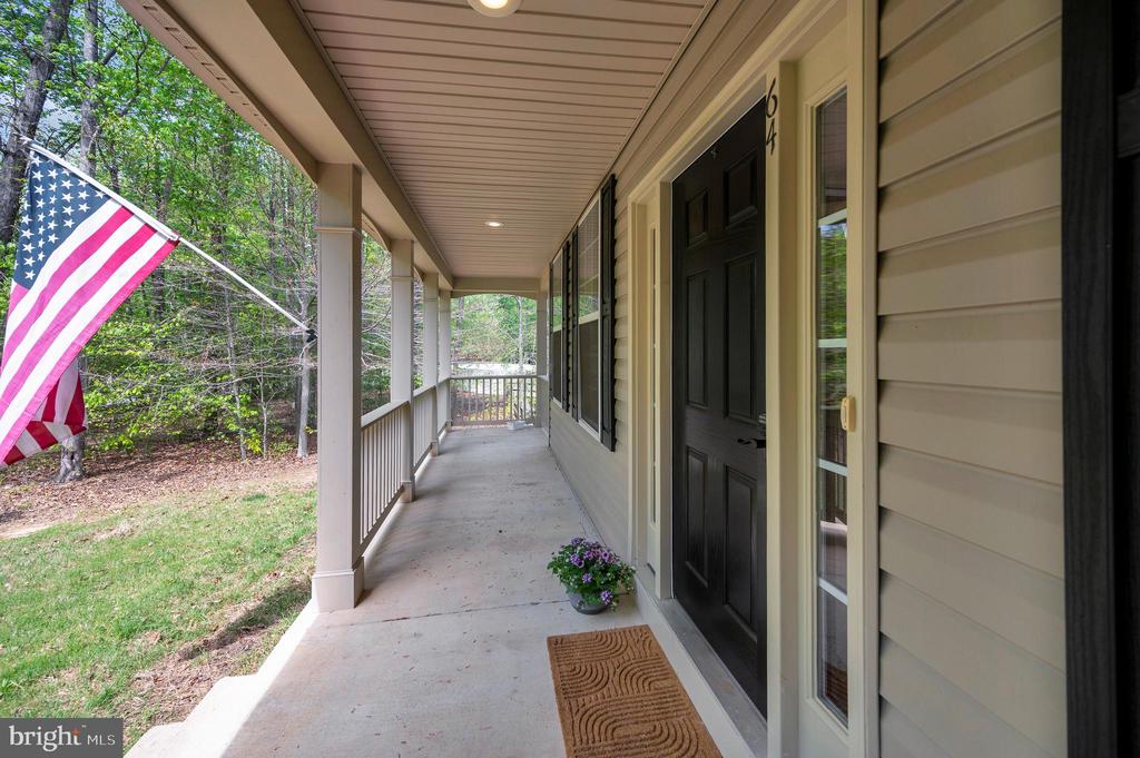 Stafford, Virginia, 22554, United States, 5 Bedrooms Bedrooms, ,5 BathroomsBathrooms,Residential,For Sale,2047982