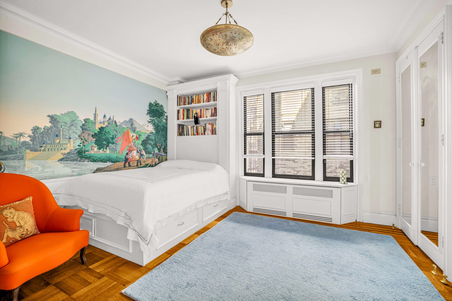 New York City, New York, 10024, United States, 3 Bedrooms Bedrooms, ,3 BathroomsBathrooms,Residential,For Sale,1986311