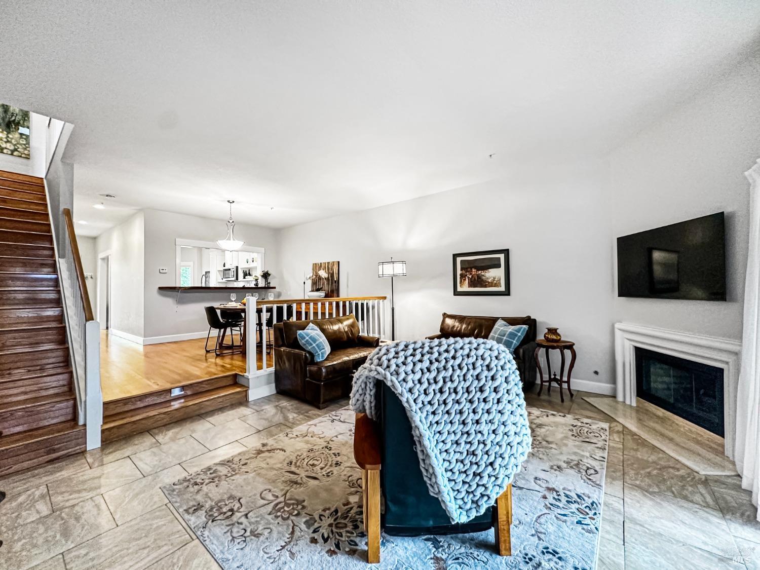 Napa, California, 94558, United States, 2 Bedrooms Bedrooms, ,3 BathroomsBathrooms,Residential,For Sale,1950858