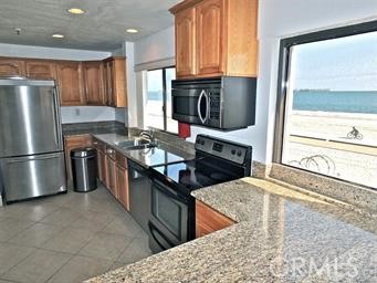 Long Beach, California, 90802, United States, 2 Bedrooms Bedrooms, ,Residential,For Sale,1905979