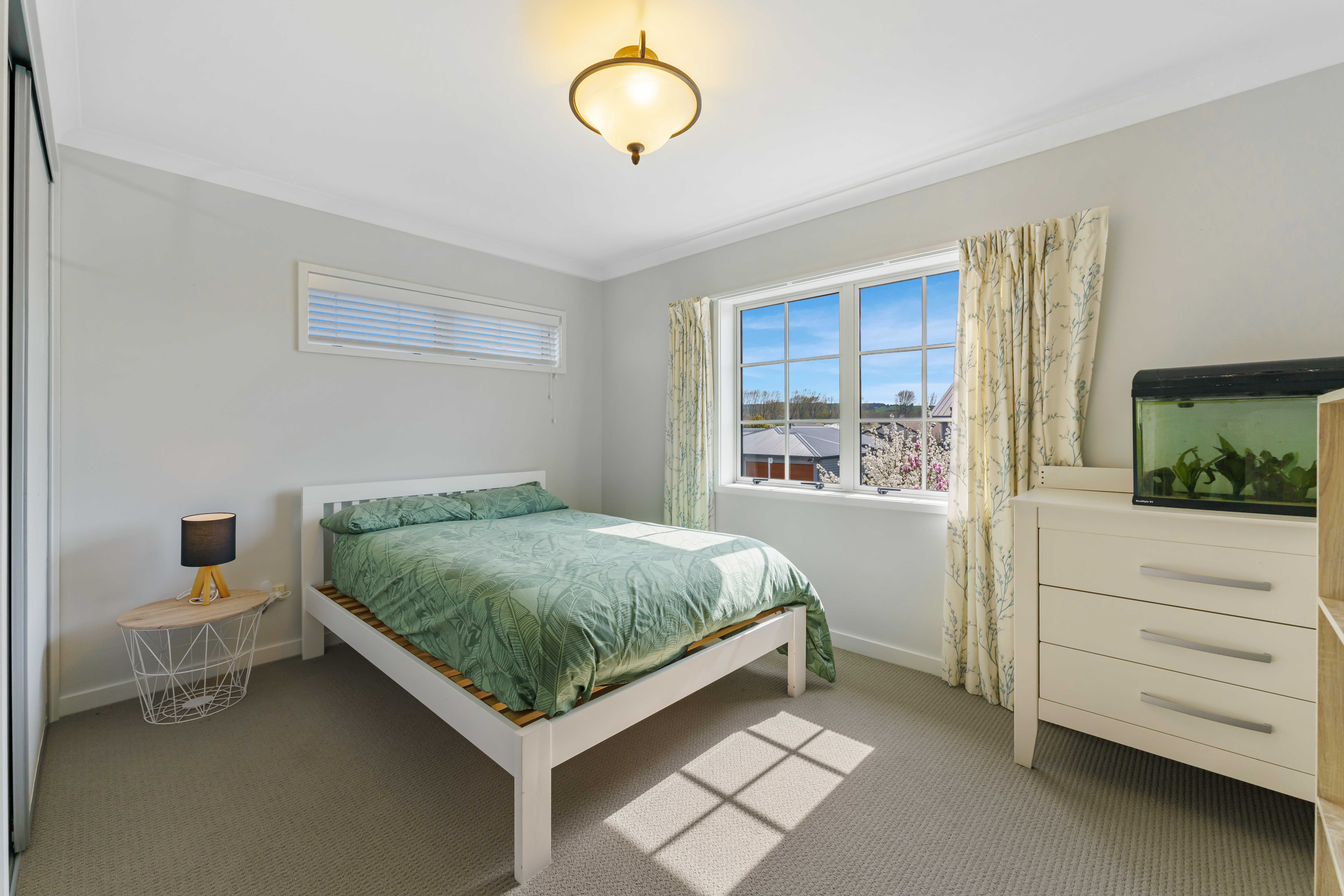  Solid as a Rock - 物件實景