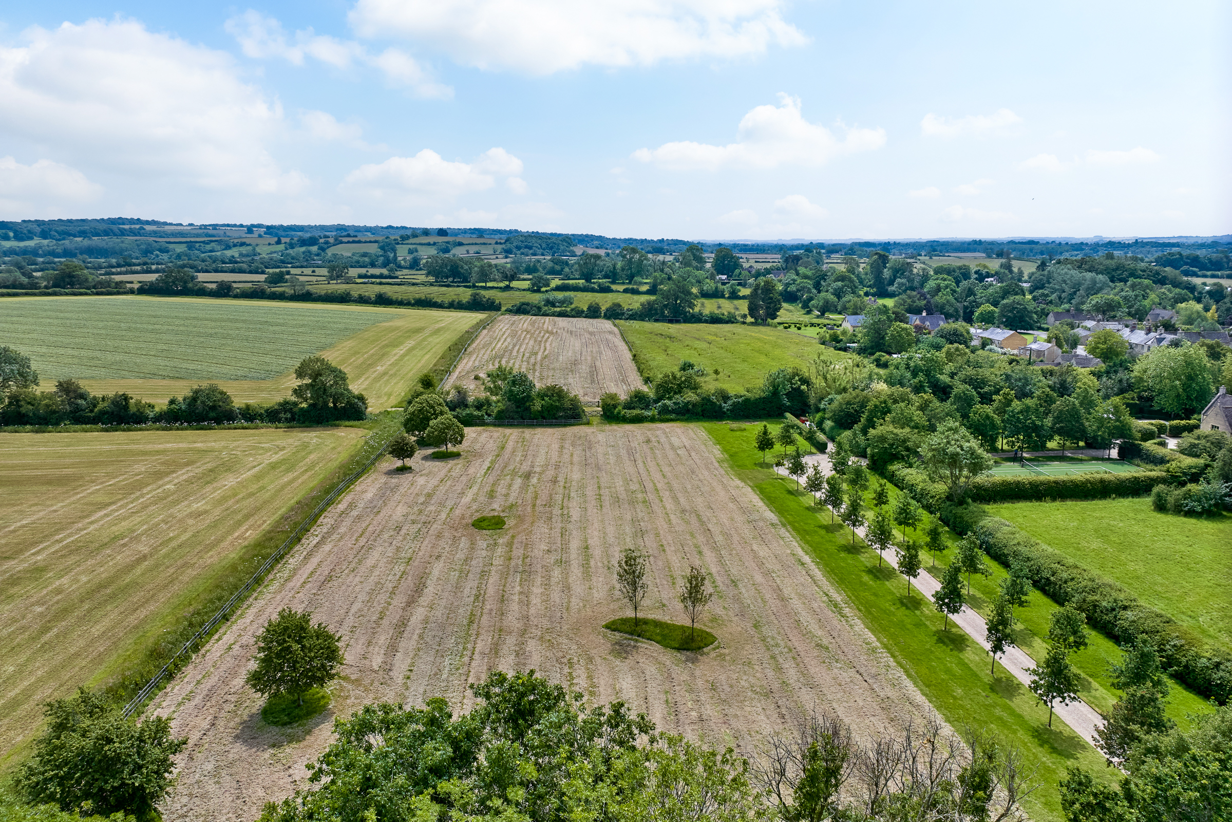  A Complete Cotswold Estate in One of Gloucestershire