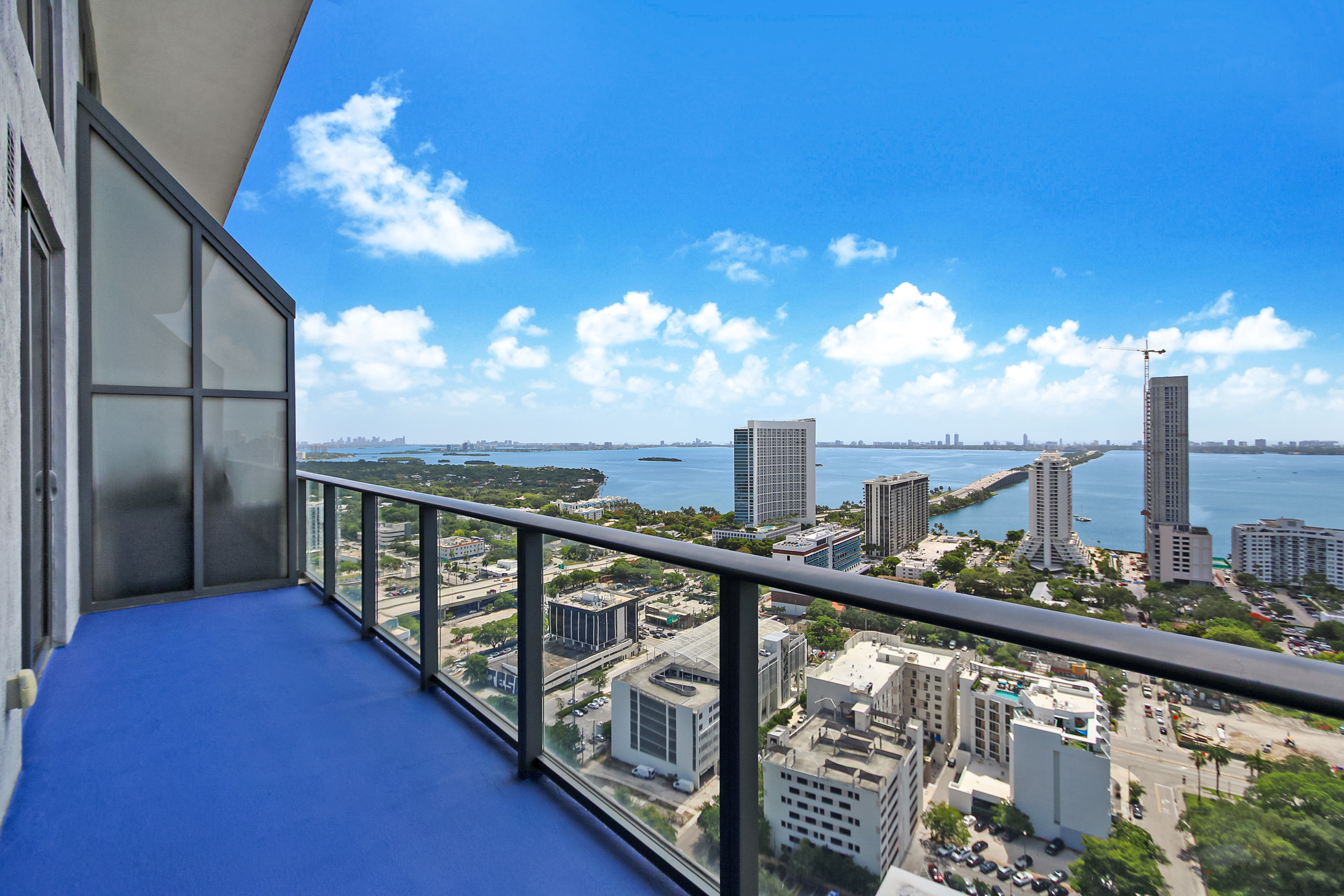 121 NE 34th St, Miami, FL, 33137 - 物件實景