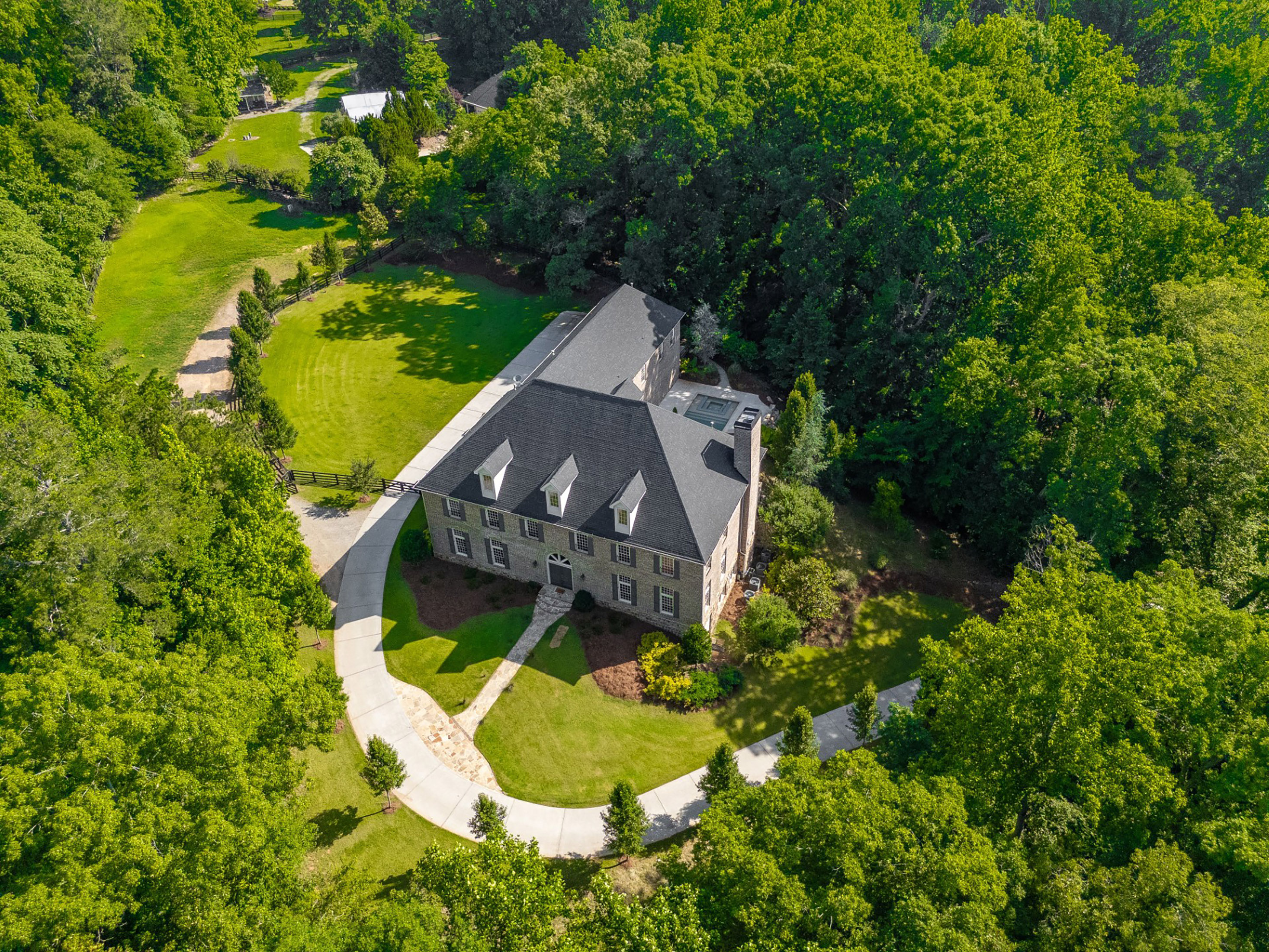  Expansive One-of-a-Kind Milton Estate Retreat - 物件實景