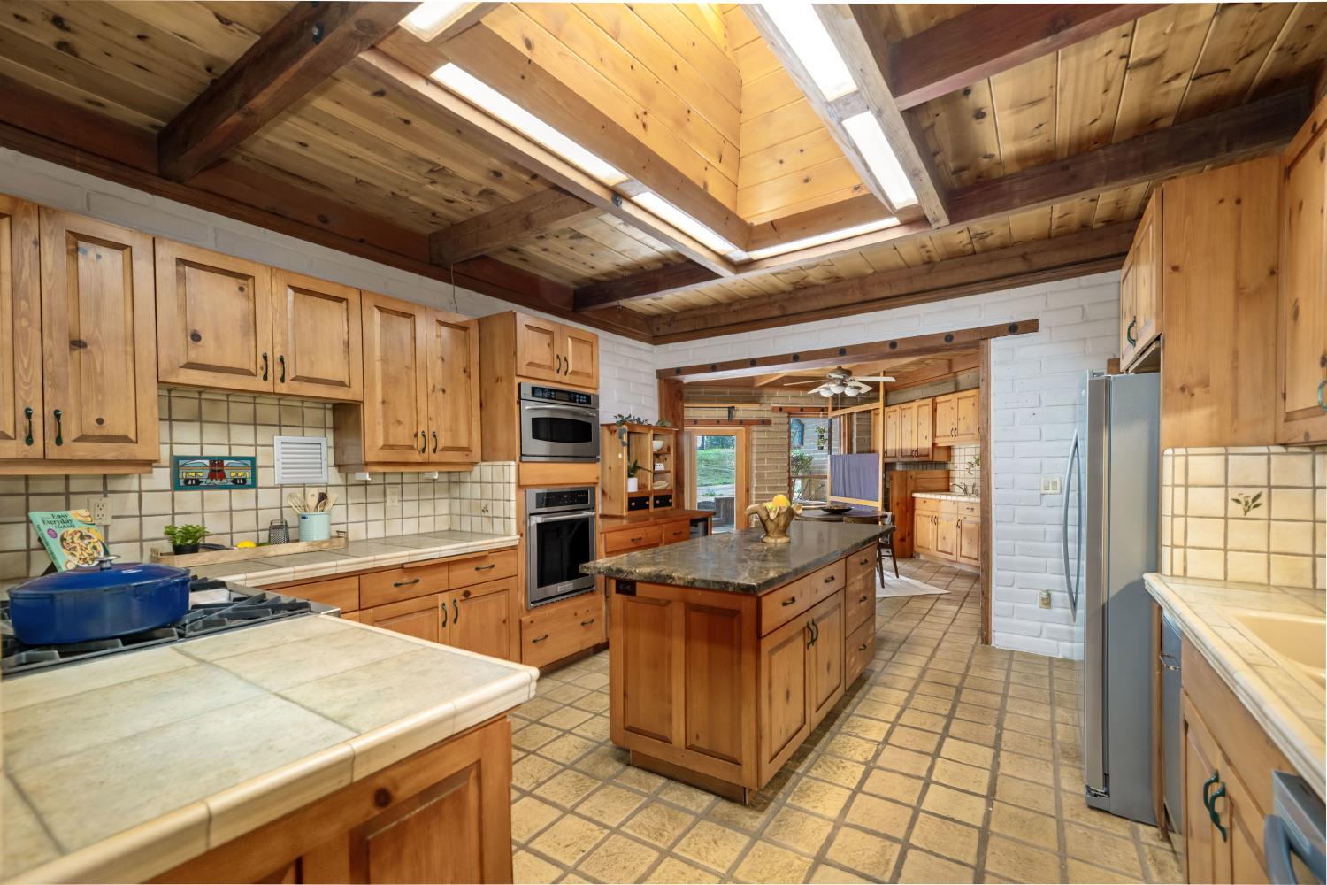 Grass Valley, California, 95949, United States, 3 Bedrooms Bedrooms, ,5 BathroomsBathrooms,Residential,For Sale,2006343