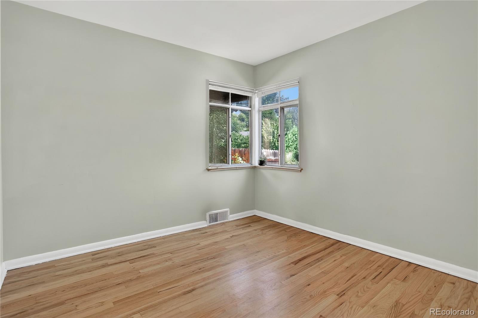 Denver, Colorado, 80211, United States, 4 Bedrooms Bedrooms, ,1 BathroomBathrooms,Residential,For Sale,1902097