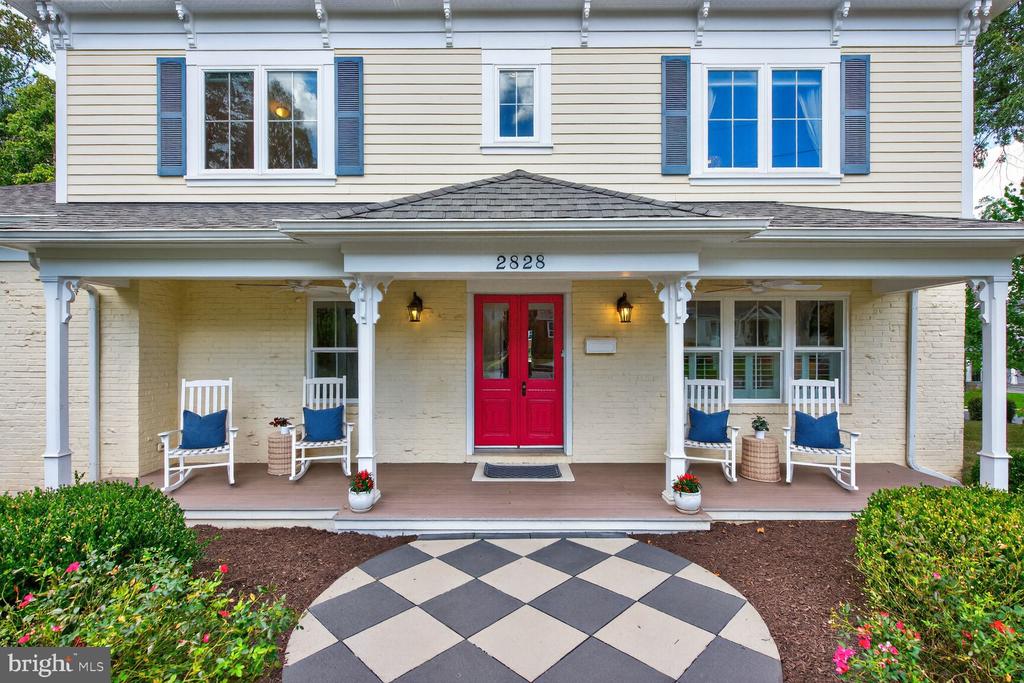 Arlington, Virginia, 22213, United States, 5 Bedrooms Bedrooms, ,5 BathroomsBathrooms,Residential,For Sale,1982488