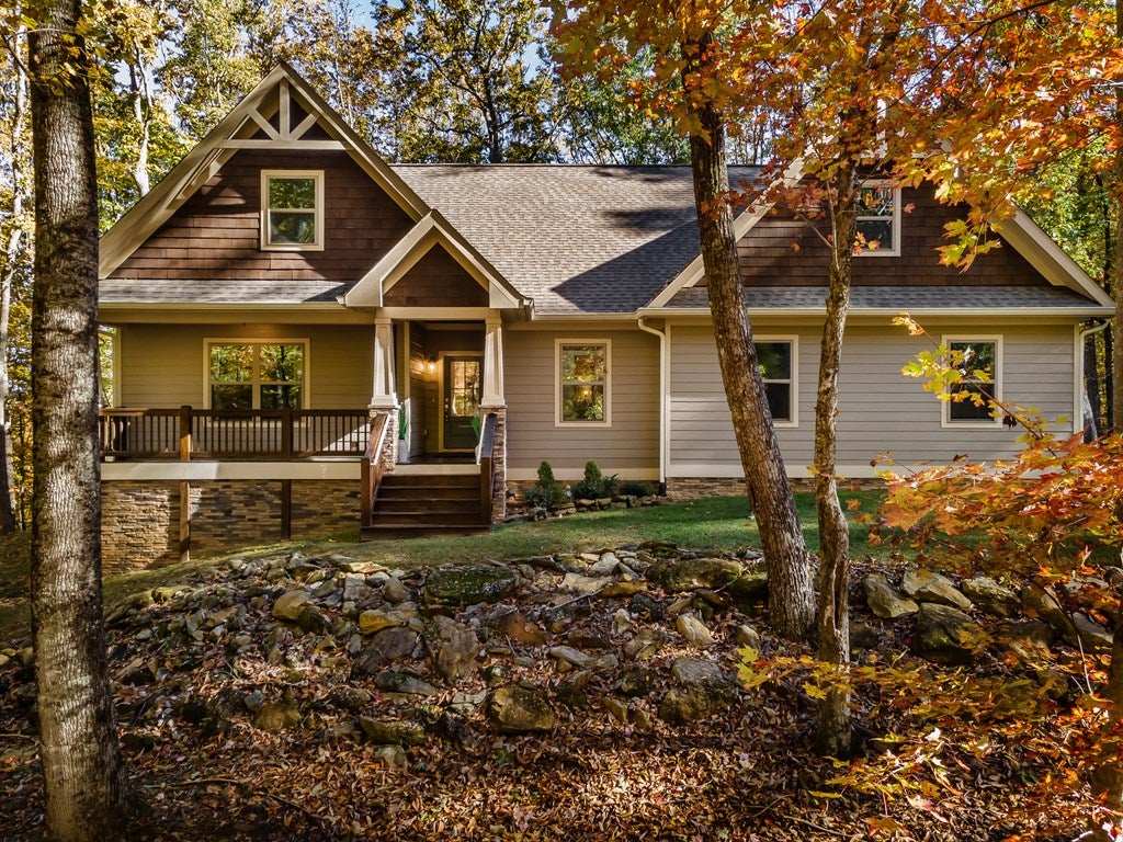 Ellijay, Georgia, 30536, United States, 3 Bedrooms Bedrooms, ,2 BathroomsBathrooms,Residential,For Sale,1987924