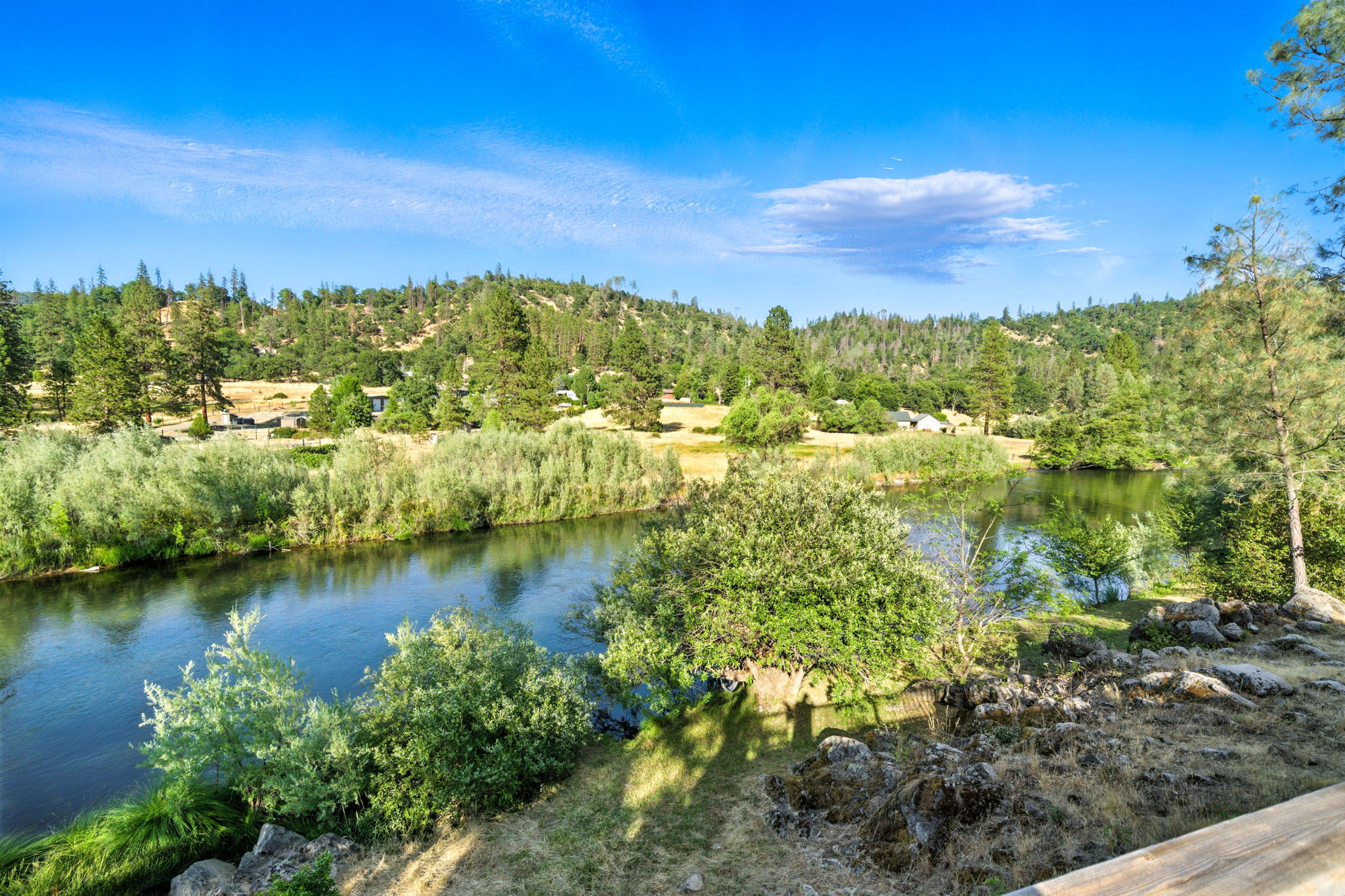 Lewiston, California, 96052, United States, 3 Bedrooms Bedrooms, ,3 BathroomsBathrooms,Residential,For Sale,1937334