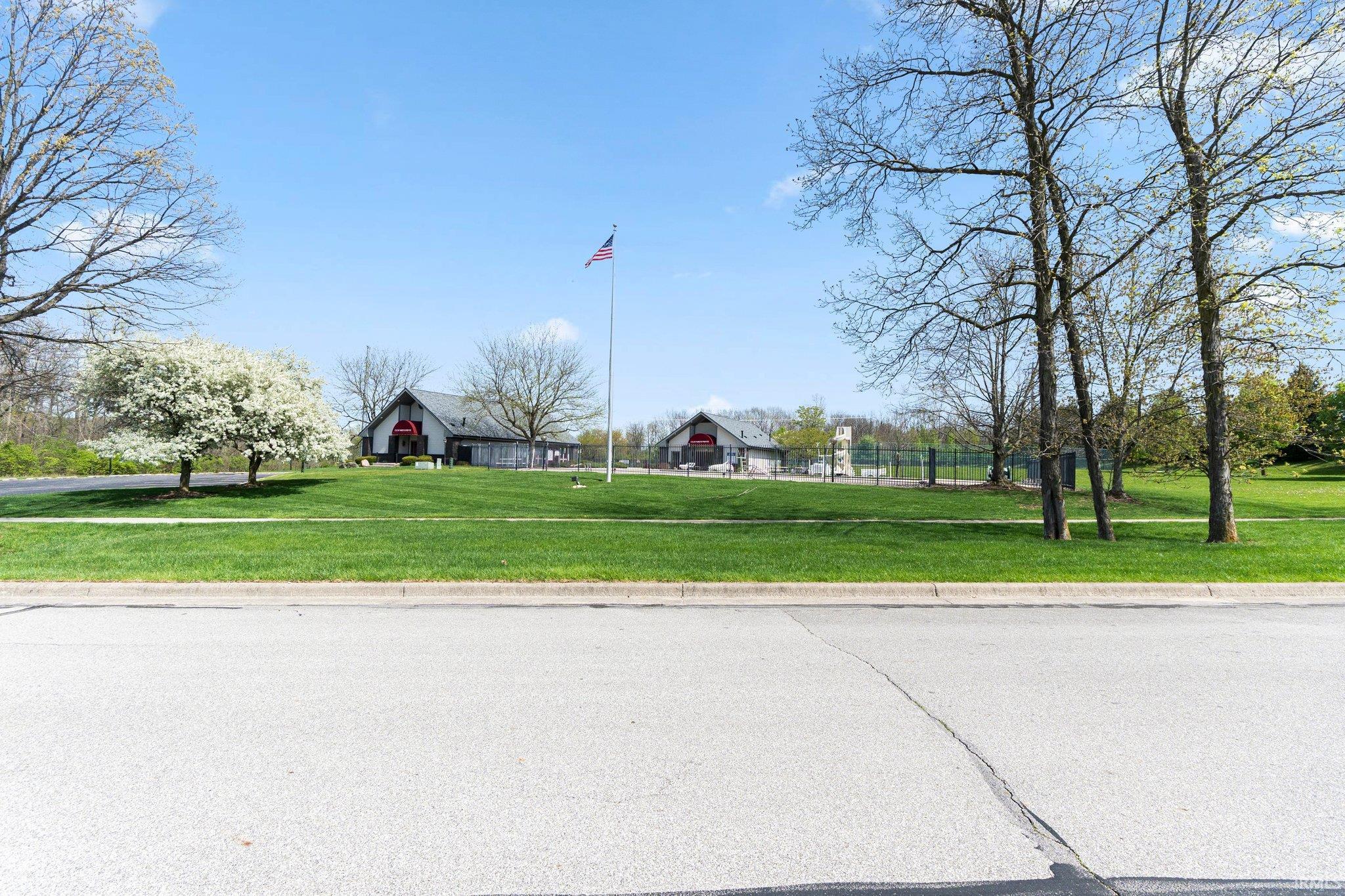 Fort Wayne, Indiana, 46825-7408, United States, 4 Bedrooms Bedrooms, ,5 BathroomsBathrooms,Residential,For Sale,1975267