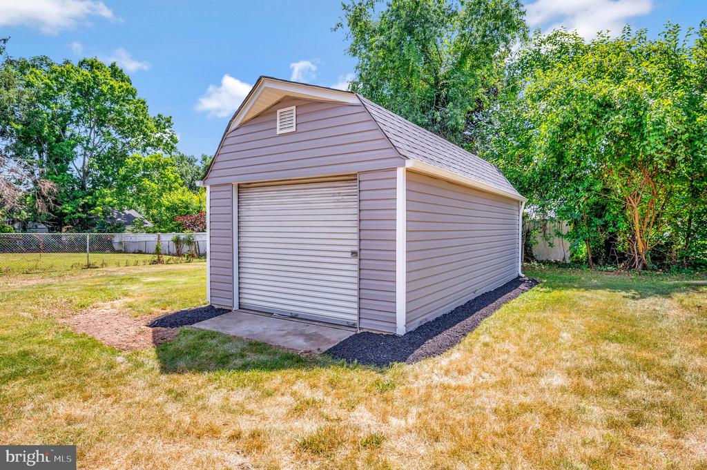 Fredericksburg, Virginia, 22401, United States, 4 Bedrooms Bedrooms, ,3 BathroomsBathrooms,Residential,For Sale,1916037