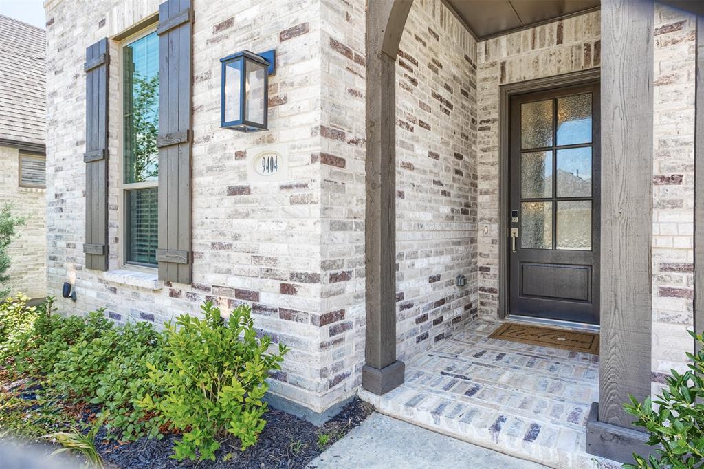 Oak Point, Texas, 75068, United States, 4 Bedrooms Bedrooms, ,4 BathroomsBathrooms,Residential,For Sale,1874893