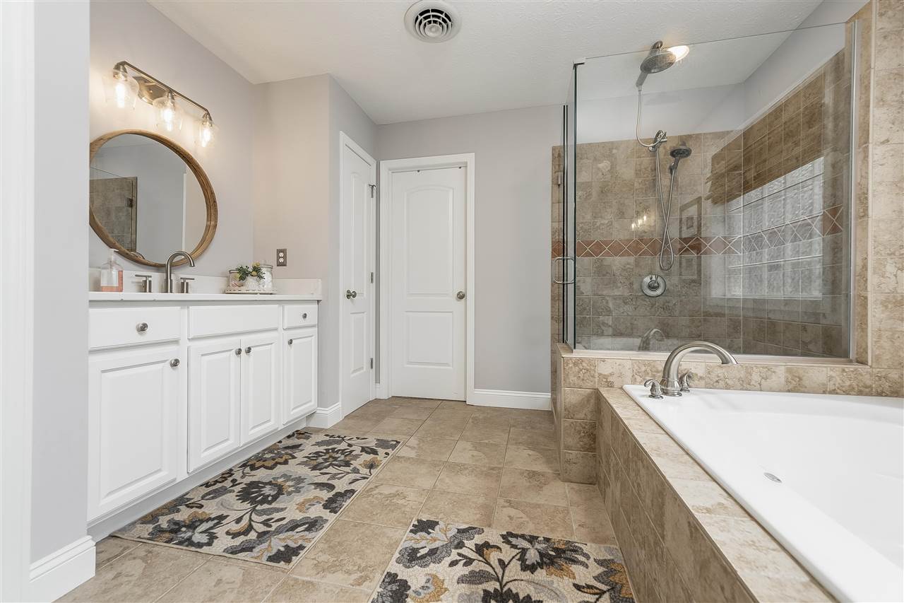 Richmond, Indiana, 47374, United States, 4 Bedrooms Bedrooms, ,4 BathroomsBathrooms,Residential,For Sale,1956256