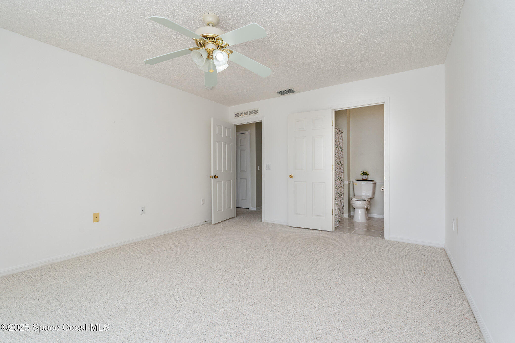 Palm Bay, Florida, 32908, United States, 6 Bedrooms Bedrooms, ,5 BathroomsBathrooms,Residential,For Sale,1995806