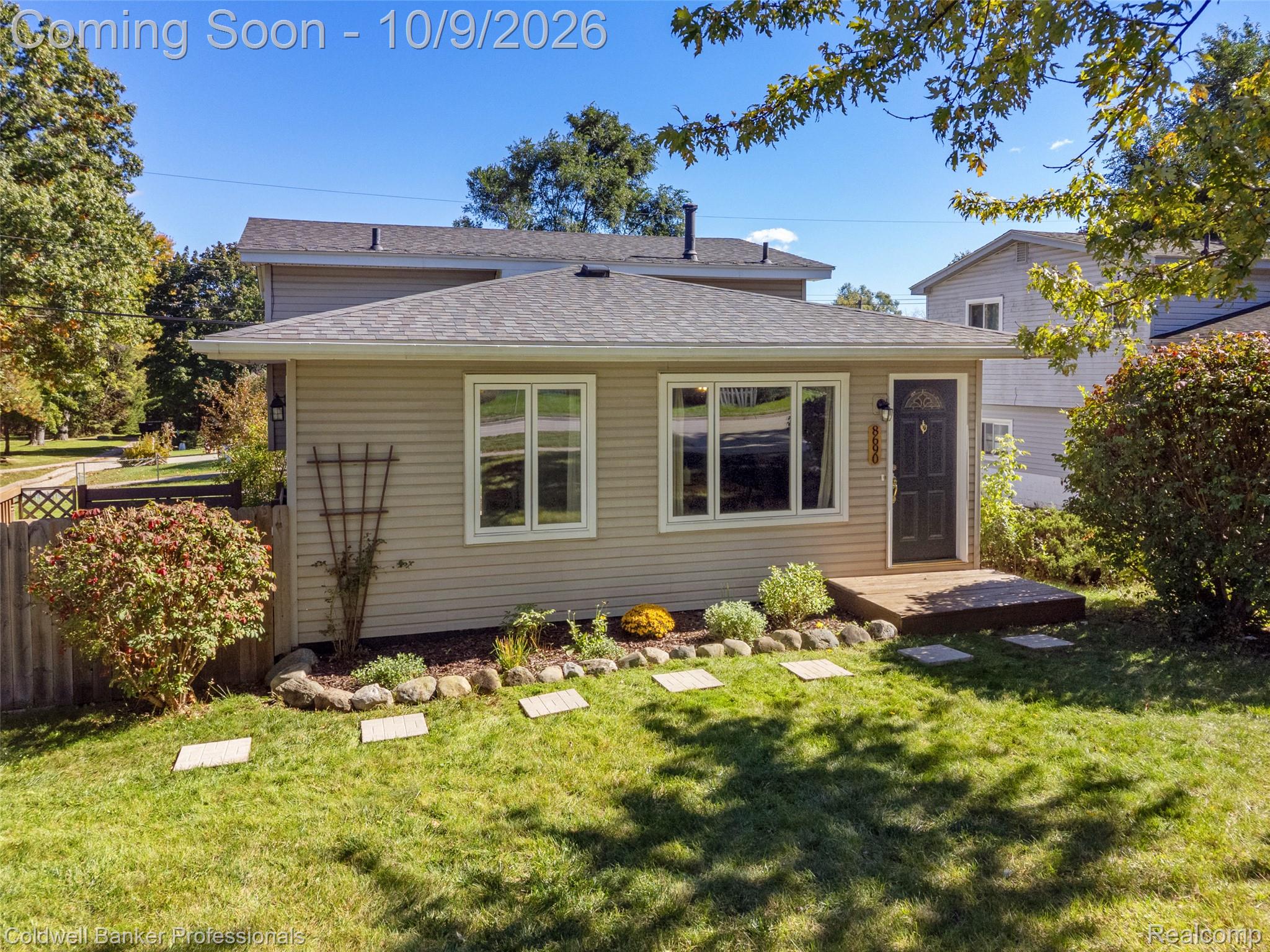 Eston Rd, Clarkston, MI 48348