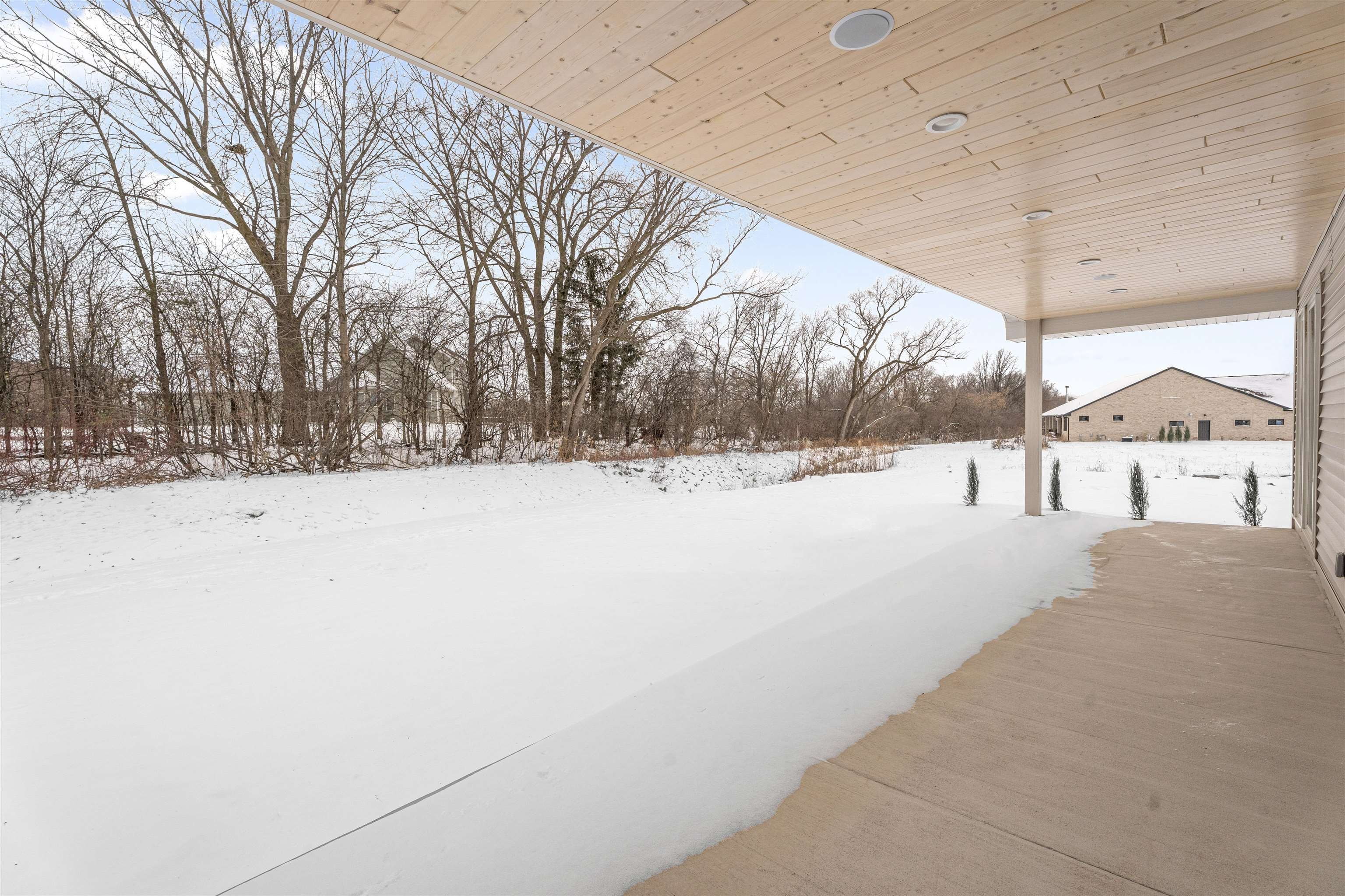 DE PERE, Wisconsin, 54115, United States, 2 Bedrooms Bedrooms, ,3 BathroomsBathrooms,Residential,For Sale,2005271