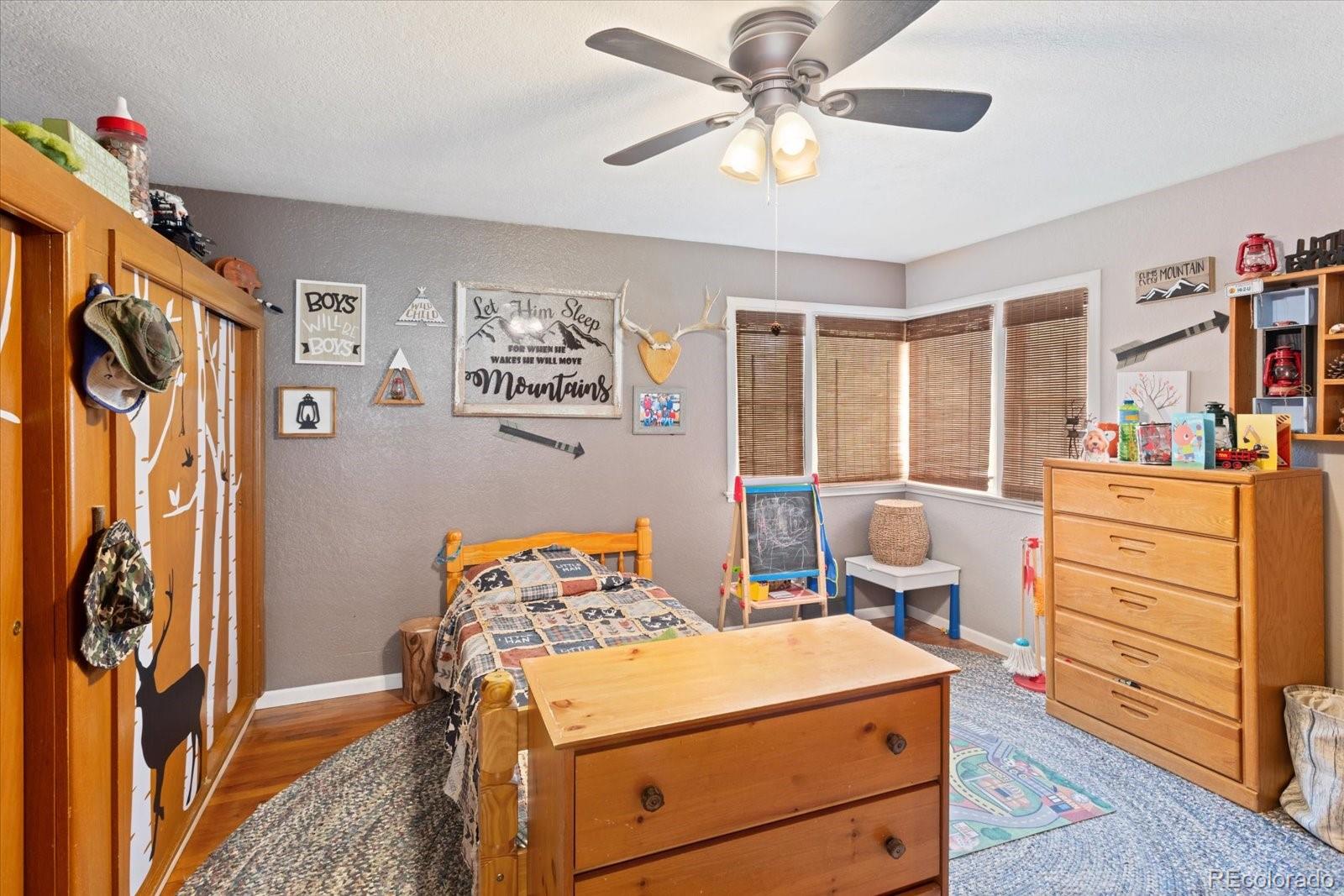 Howard, Colorado, 81233, United States, 4 Bedrooms Bedrooms, ,1 BathroomBathrooms,Residential,For Sale,1900759