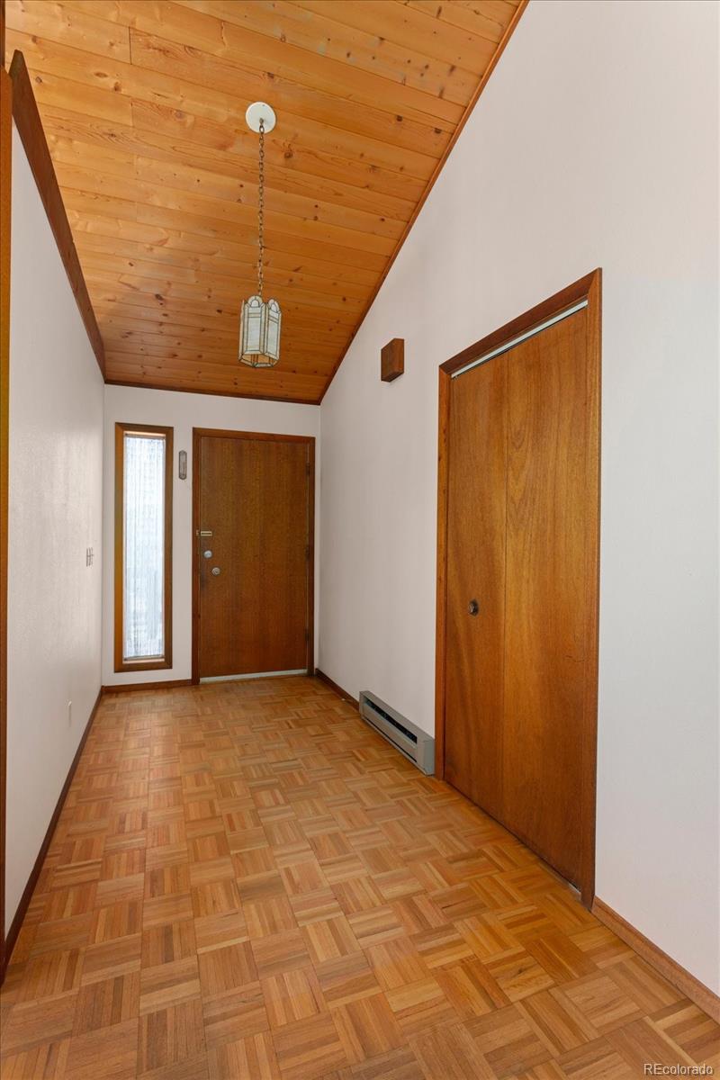 Salida, Colorado, 81201, United States, 3 Bedrooms Bedrooms, ,1 BathroomBathrooms,Residential,For Sale,2043390