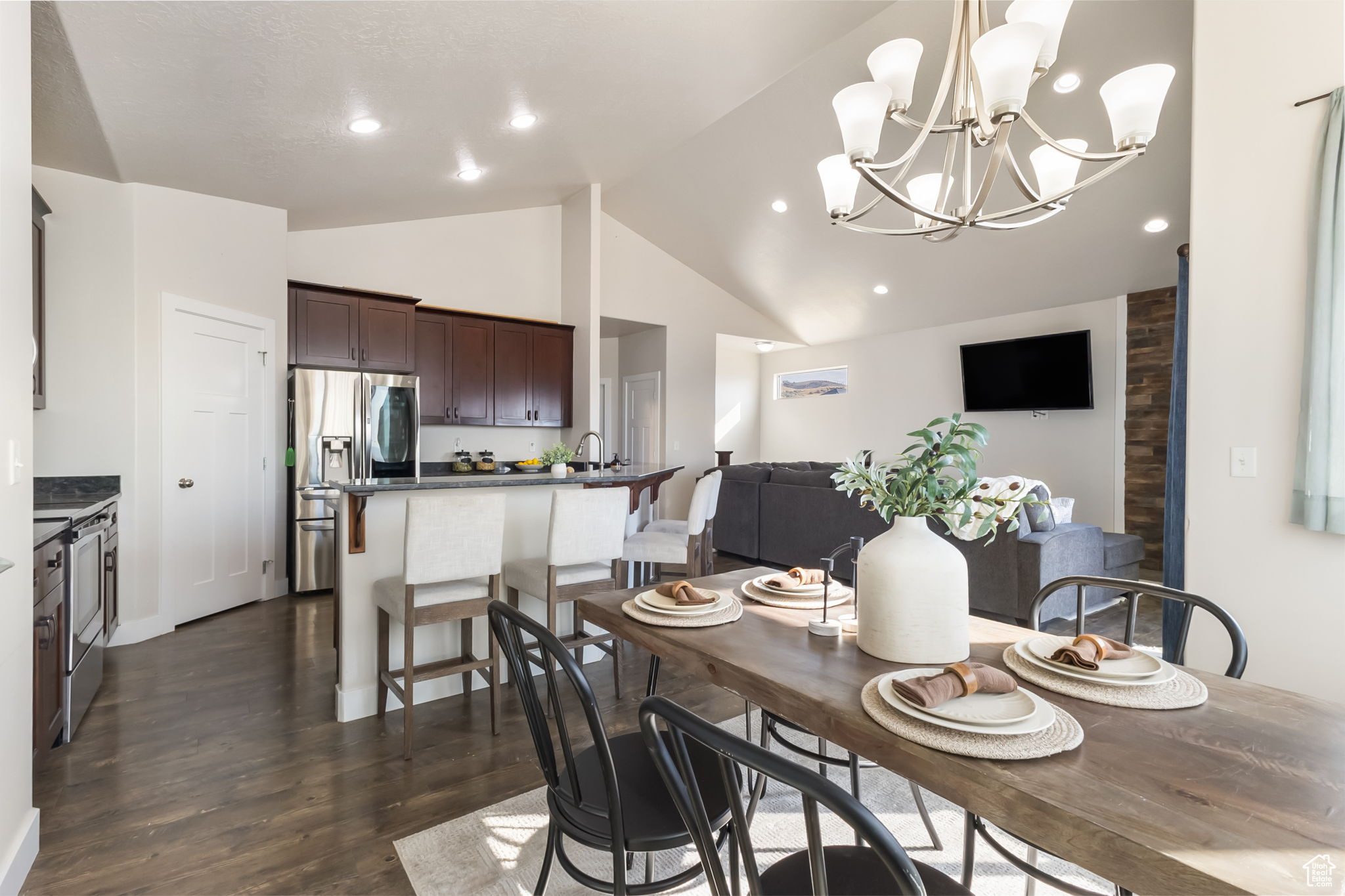 Stockton, Utah, 84071, United States, 3 Bedrooms Bedrooms, ,3 BathroomsBathrooms,Residential,For Sale,1927433